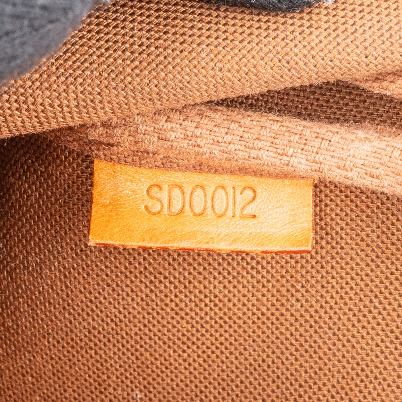 Louis Vuitton Monogram Canvas Pochette