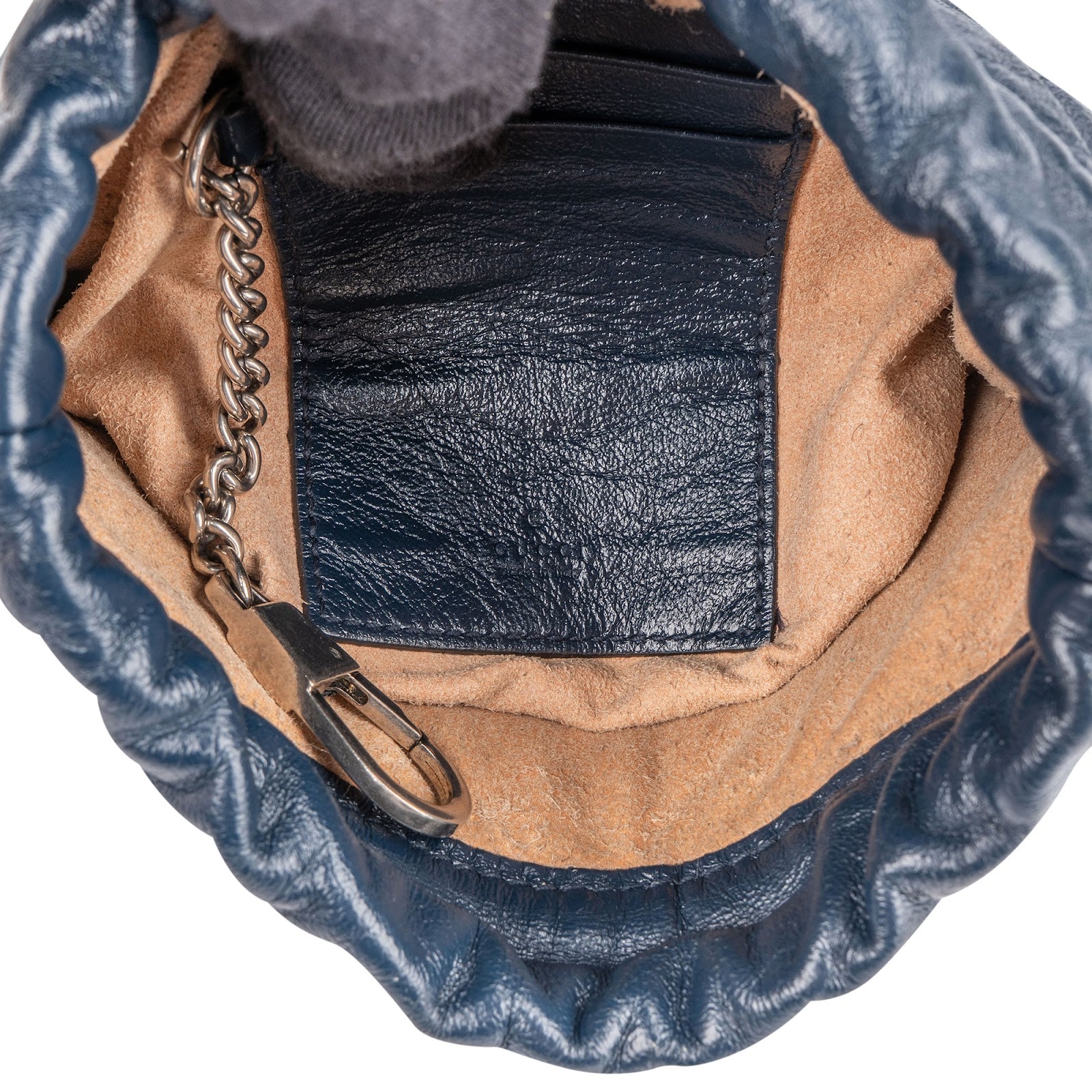 Gucci Matelassé Chevron Leather GG Marmont Mini Bucket