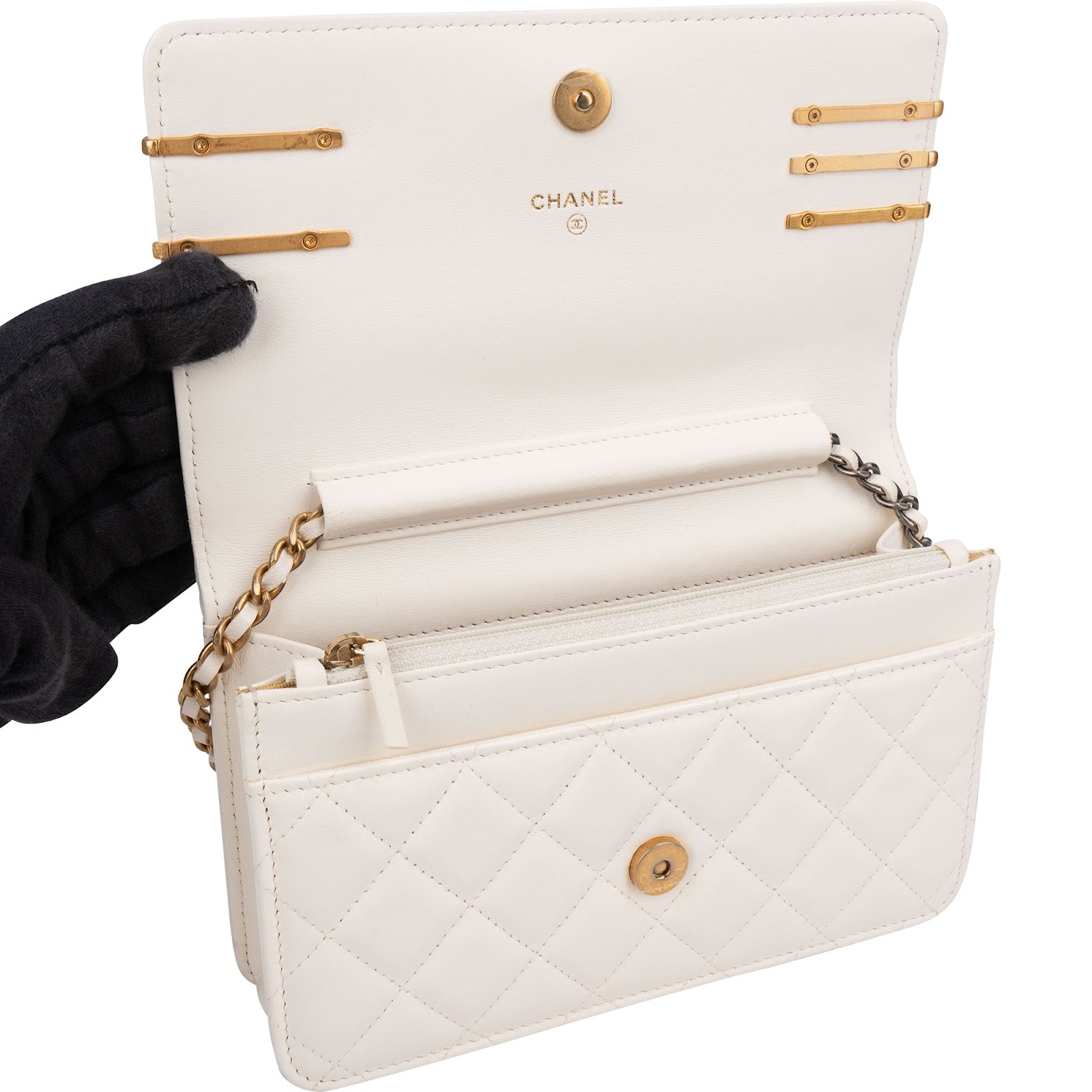Chanel - Paris-Cosmopolite Charms Two-Tone Wallet On Chain Crossbody Bag