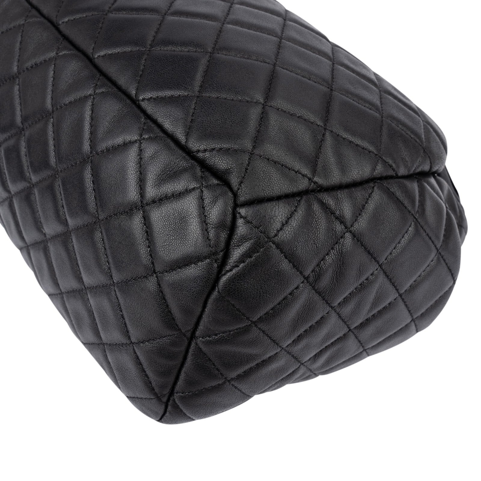 Chanel – CC Drawstring Bucket Crossbody Bag