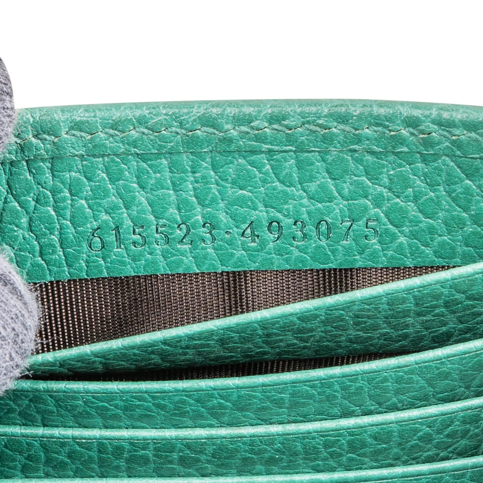 Gucci - Interlocking GG Wallet on Chain