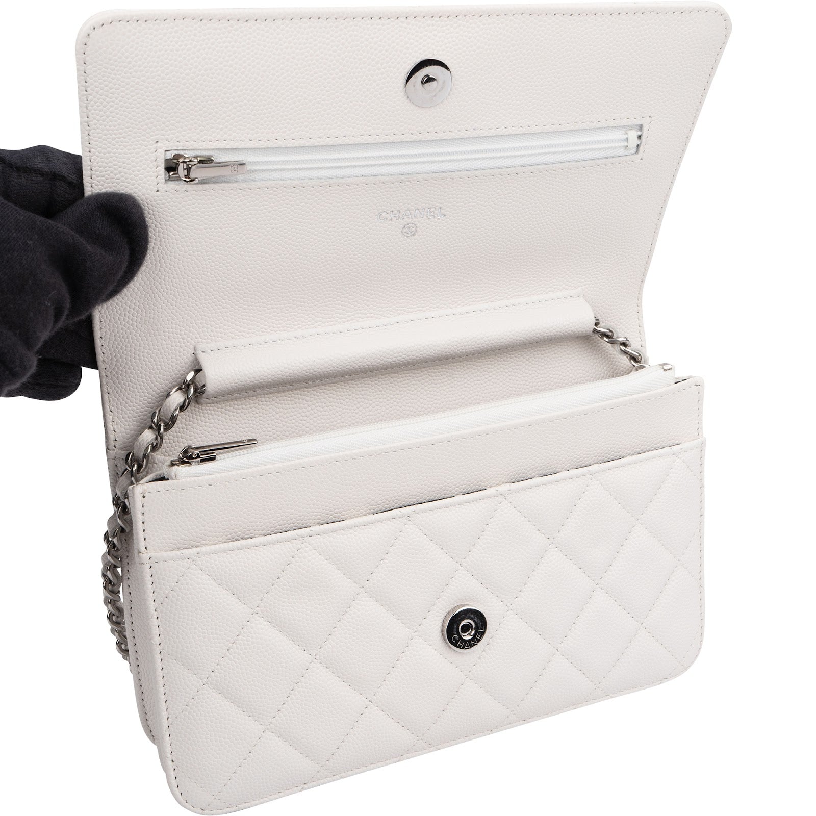 Chanel – Sac à bandoulière « Filigree Coco Wallet » avec chaîne