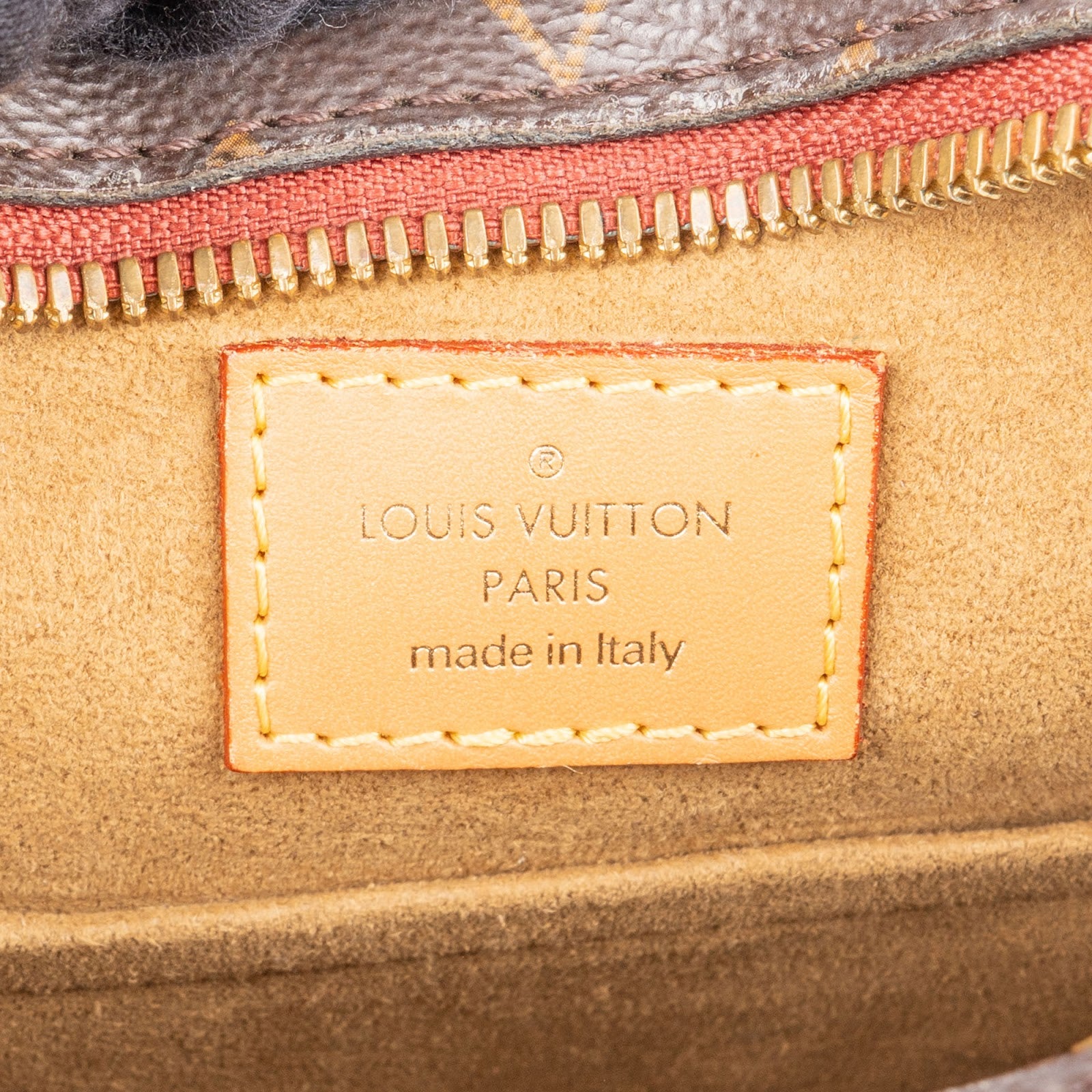 Louis Vuitton Monogram Canvas Boite Chapeau Souple MM Crossbody Bag