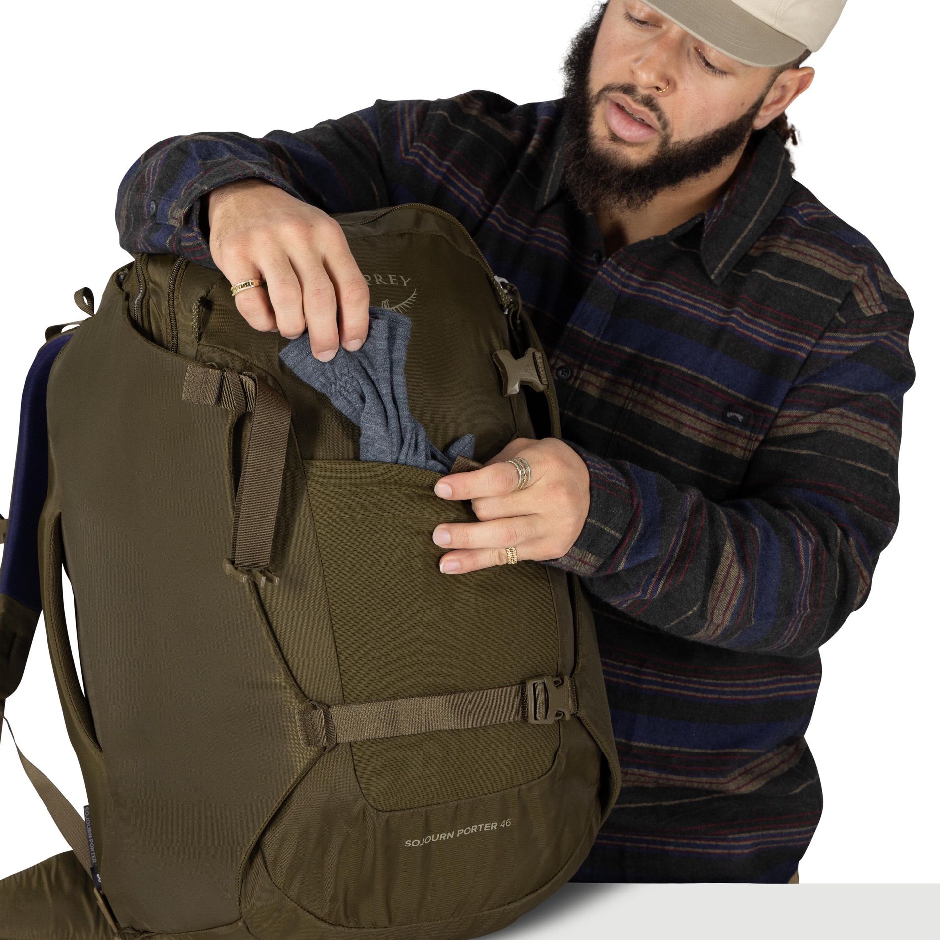 Sojourn Porter Travel Pack 46L - Moss Green