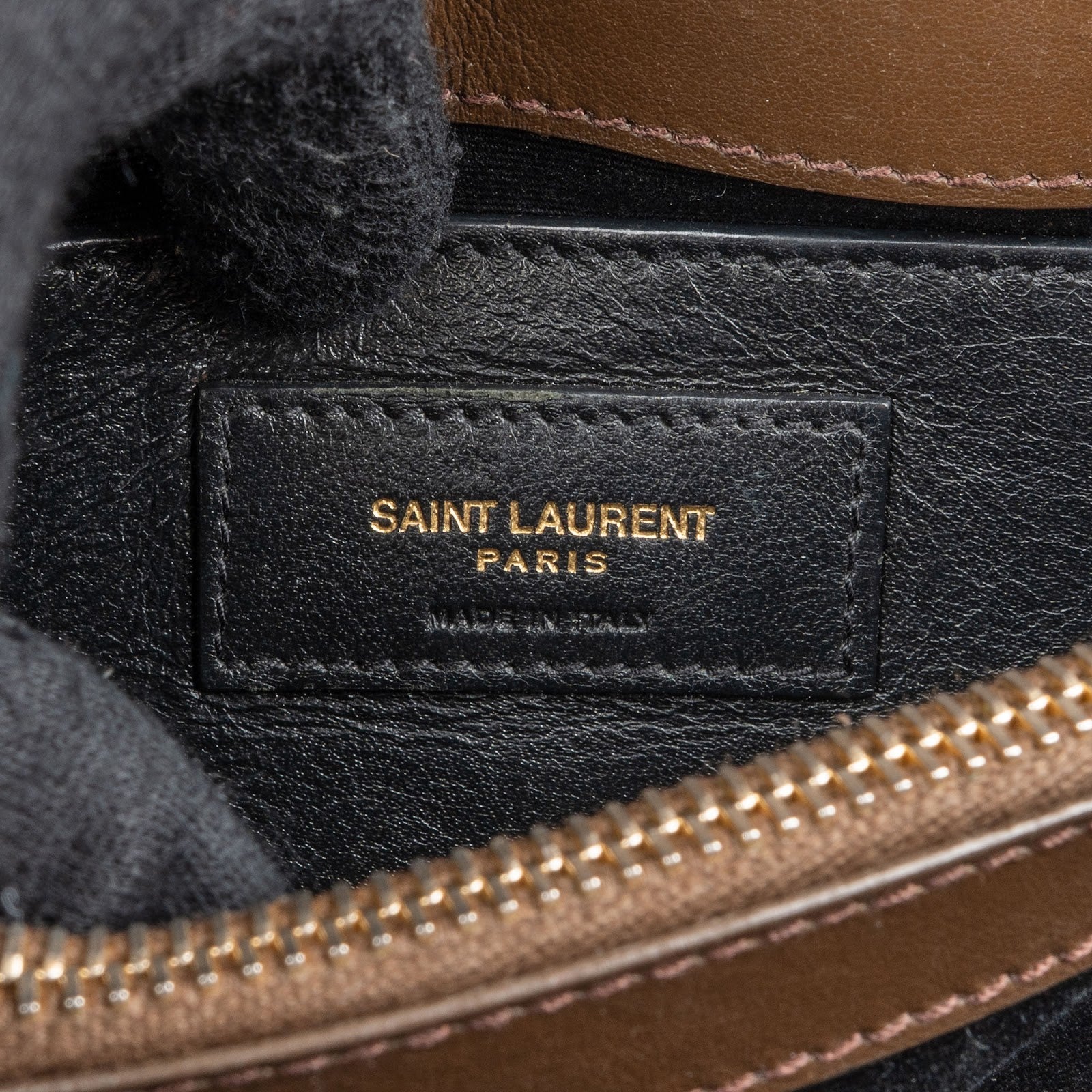 Yves Saint Laurent - Loulou Crossbody Bag