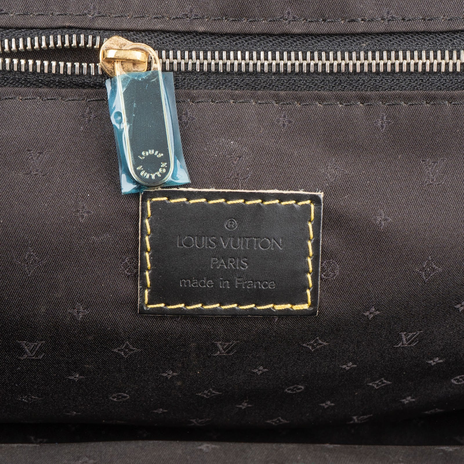 Louis Vuitton Black Leather Suhali L'ingenieux Handbag