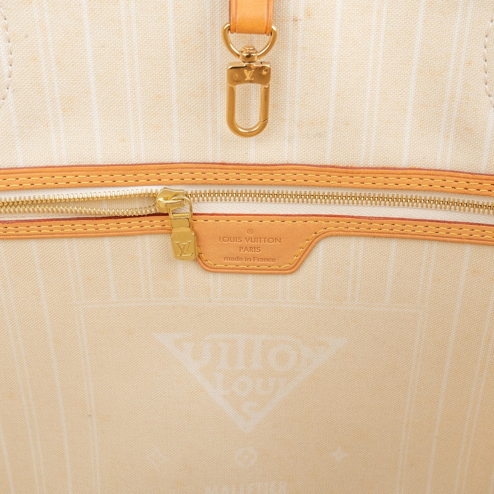 Louis Vuitton Monogram Giant Neverfull MM BY THE POOL Shoulder Bag