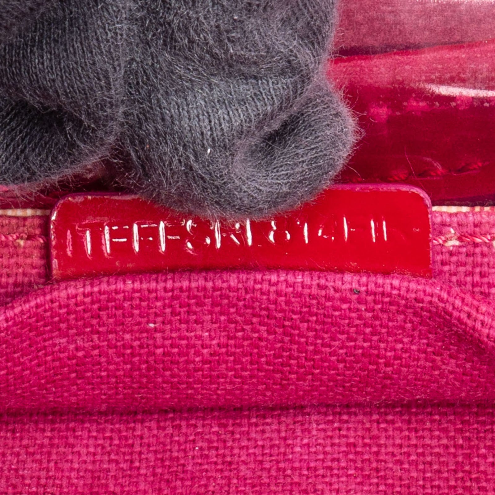 Burberry – Mega Check-schoudertas met trekkoord
