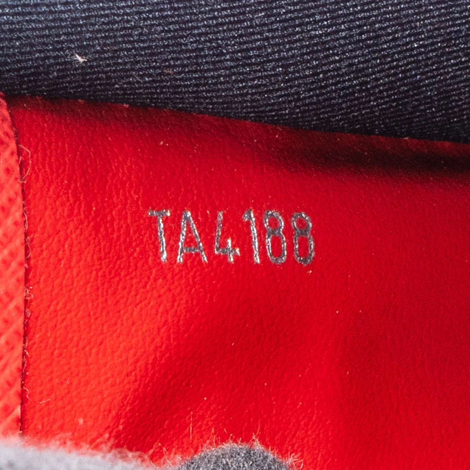 Louis Vuitton Marine Bicolor Taiga Leather Pochette Jour Dokumentenmappe