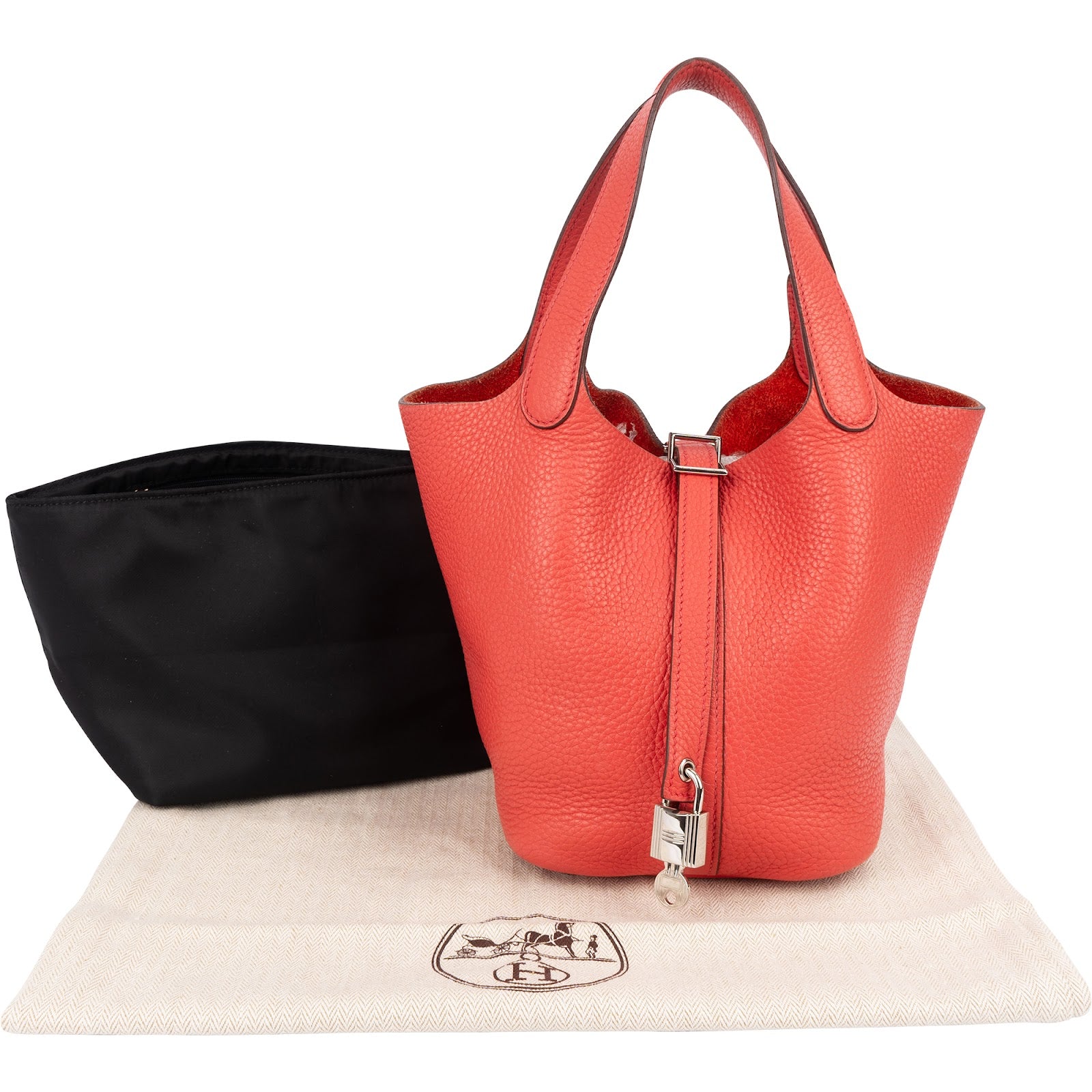 Hermès Taurillon Clemence Picotin Lock 18 Handbag