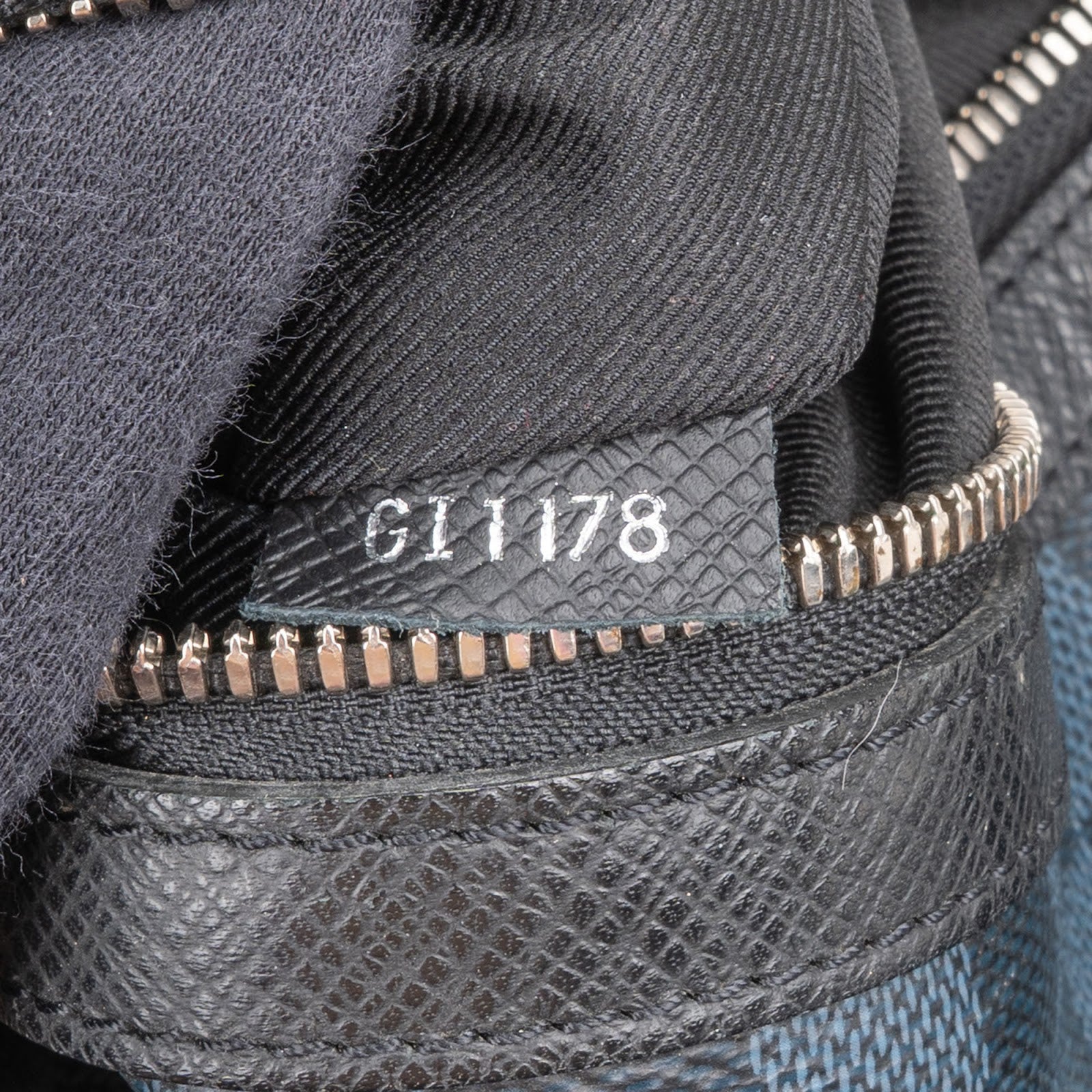 Louis Vuitton - Matchpoint Messenger MM Crossbody Bag