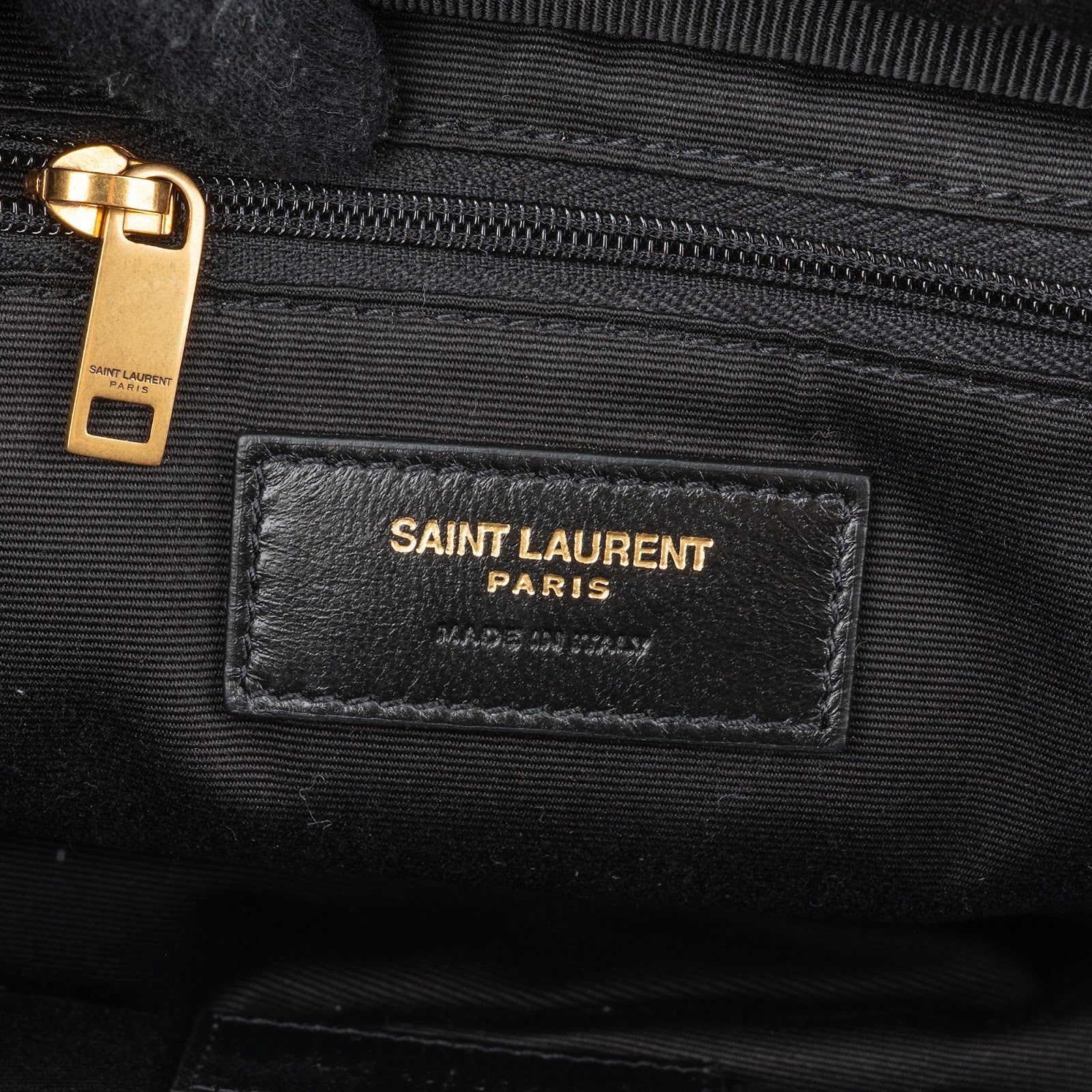 Yves Saint Laurent - Pouch Bag