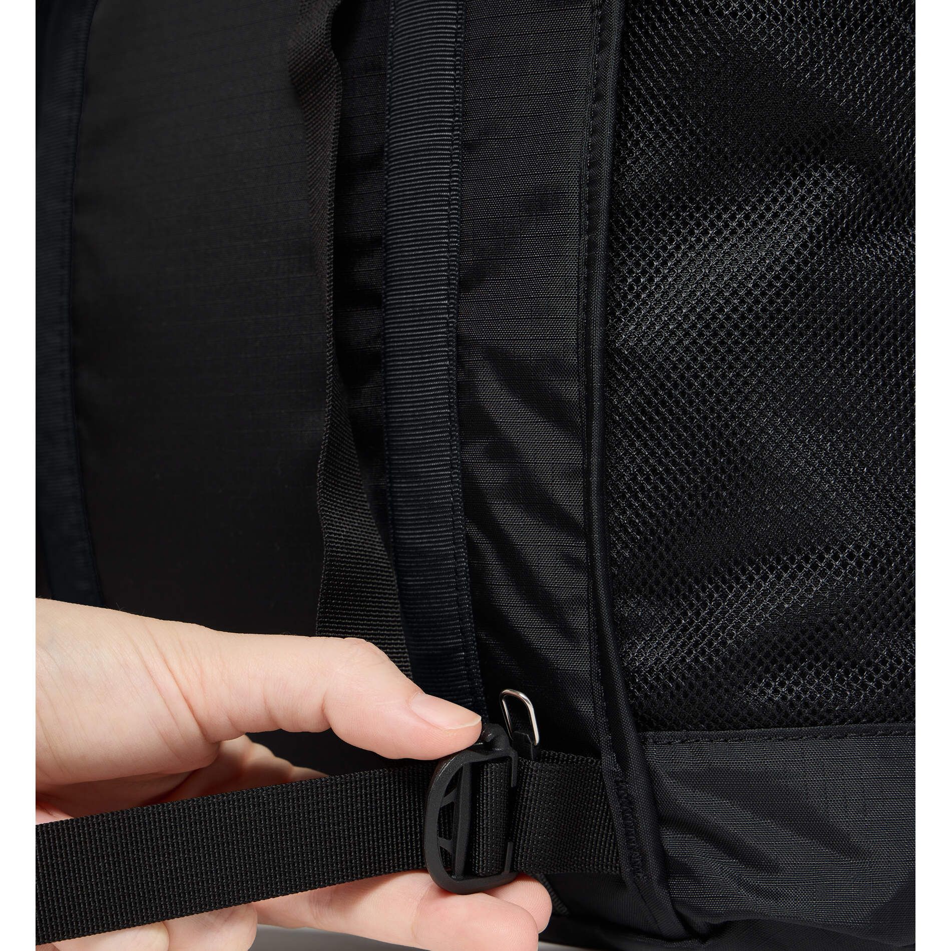 Tight Tote 25 – True Black/Magnetite