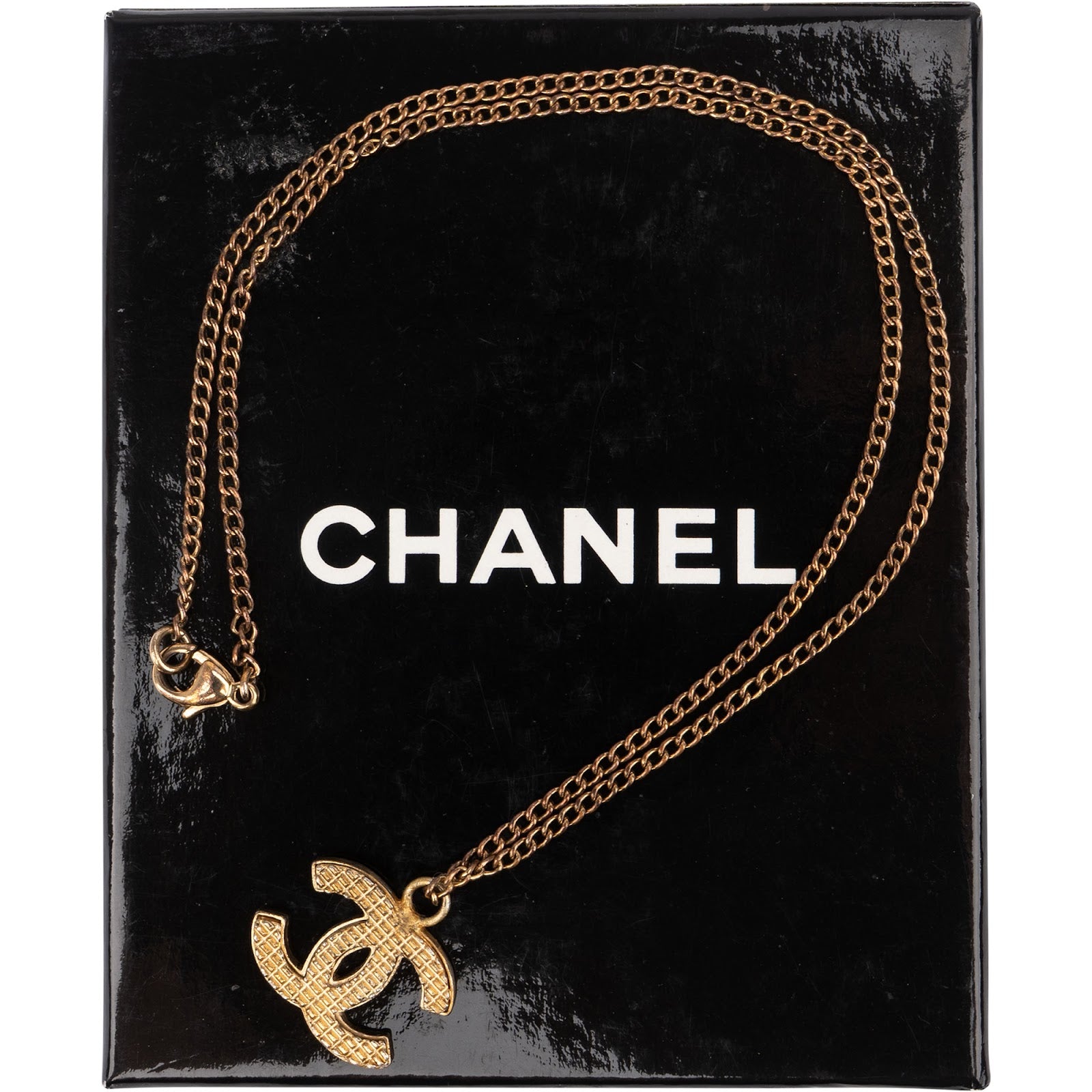 Chanel - Textured CC Emblem Pendant Necklace 04C