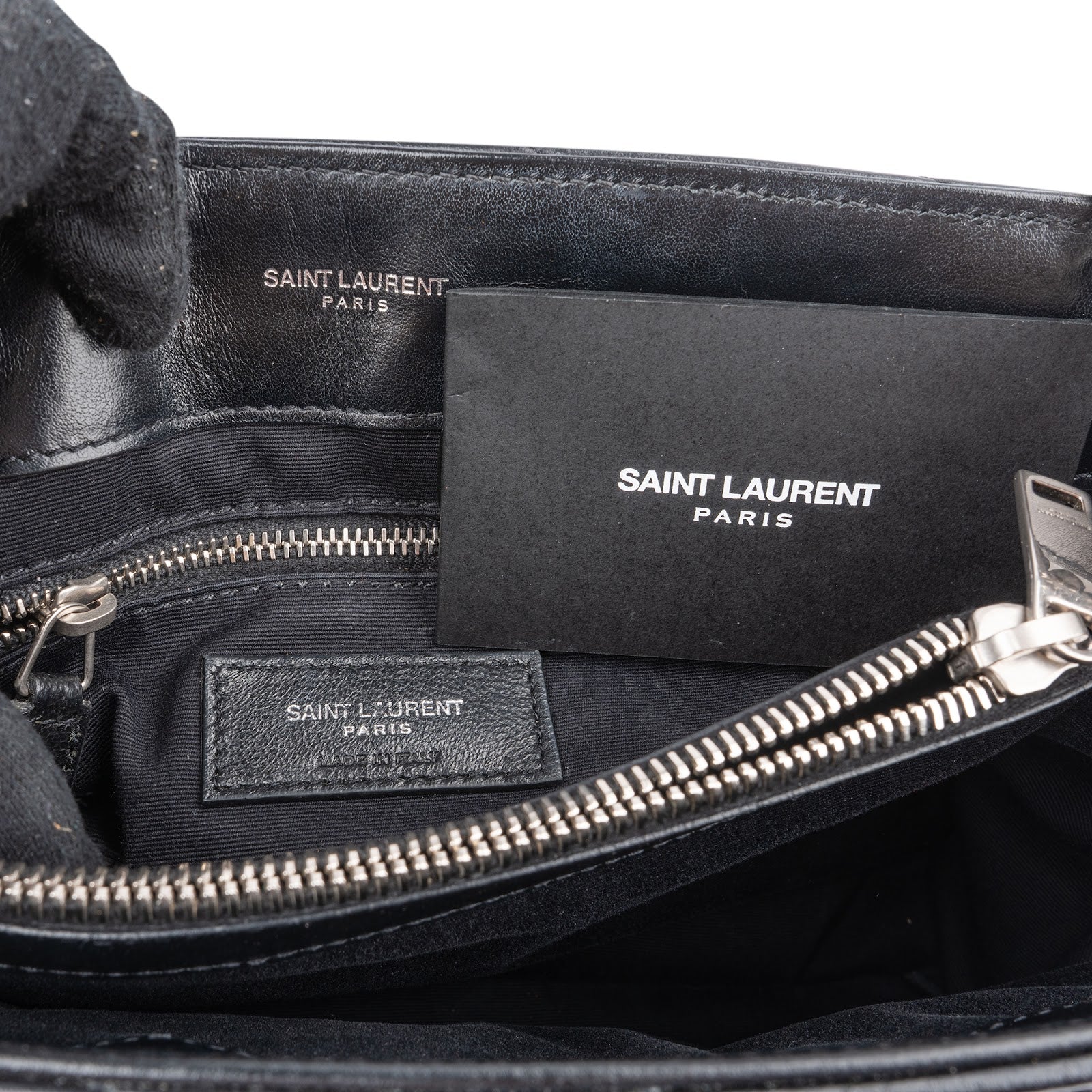 Yves Saint Laurent - Loulou Medium Shoulder Bag