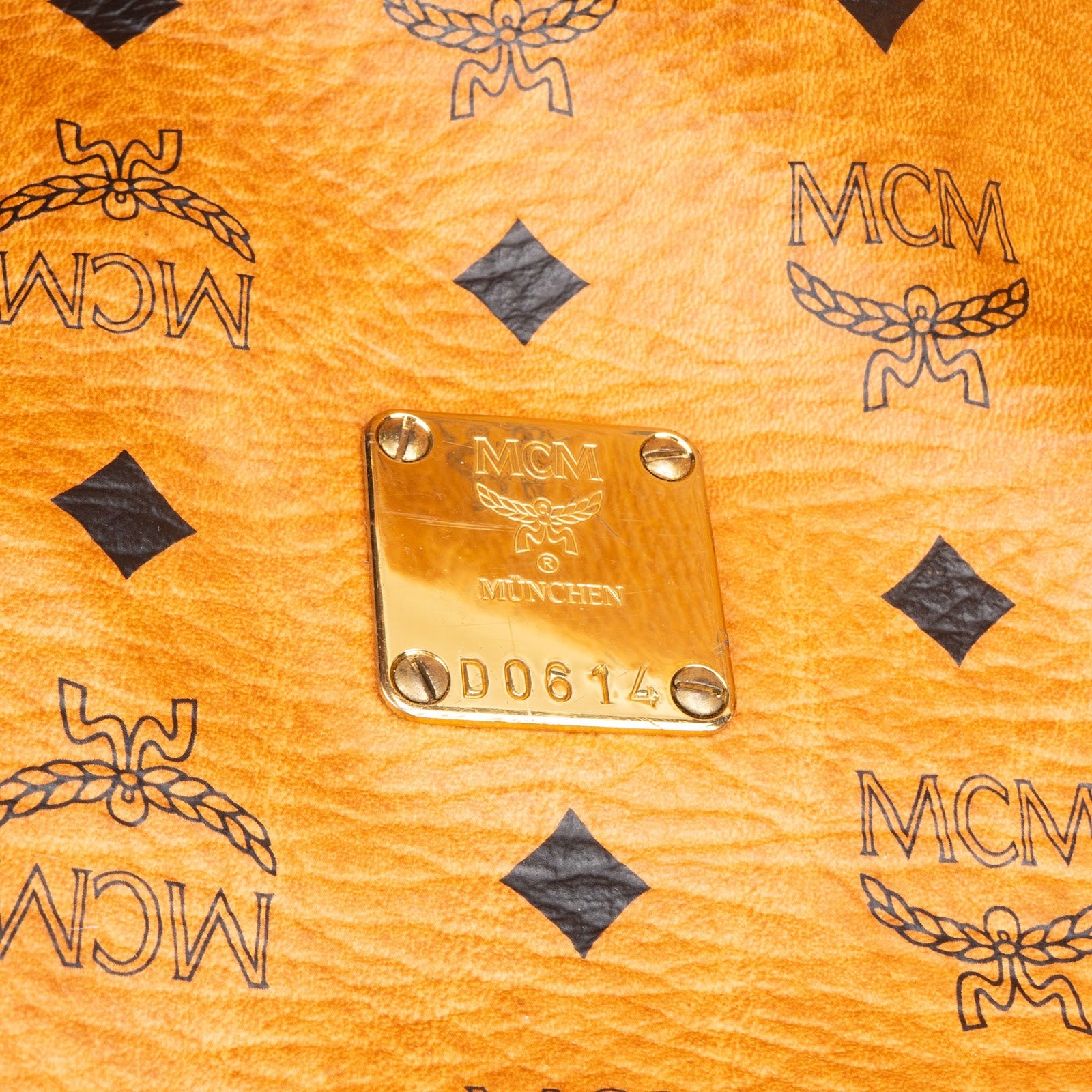 Sac à bandoulière type « bucket » MCM à cordon de serrage, motif Monogram Visetos