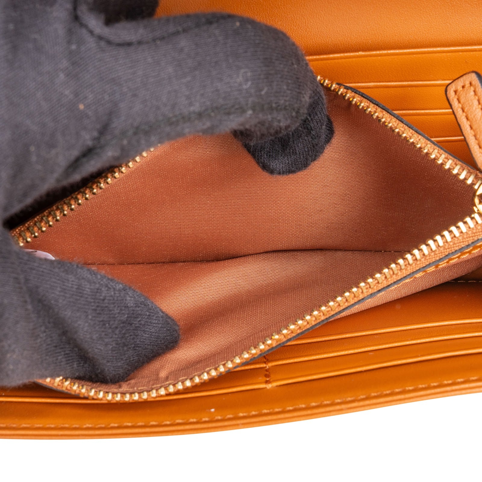 MCM Monogram Visetos Patricia Wallet On Chain