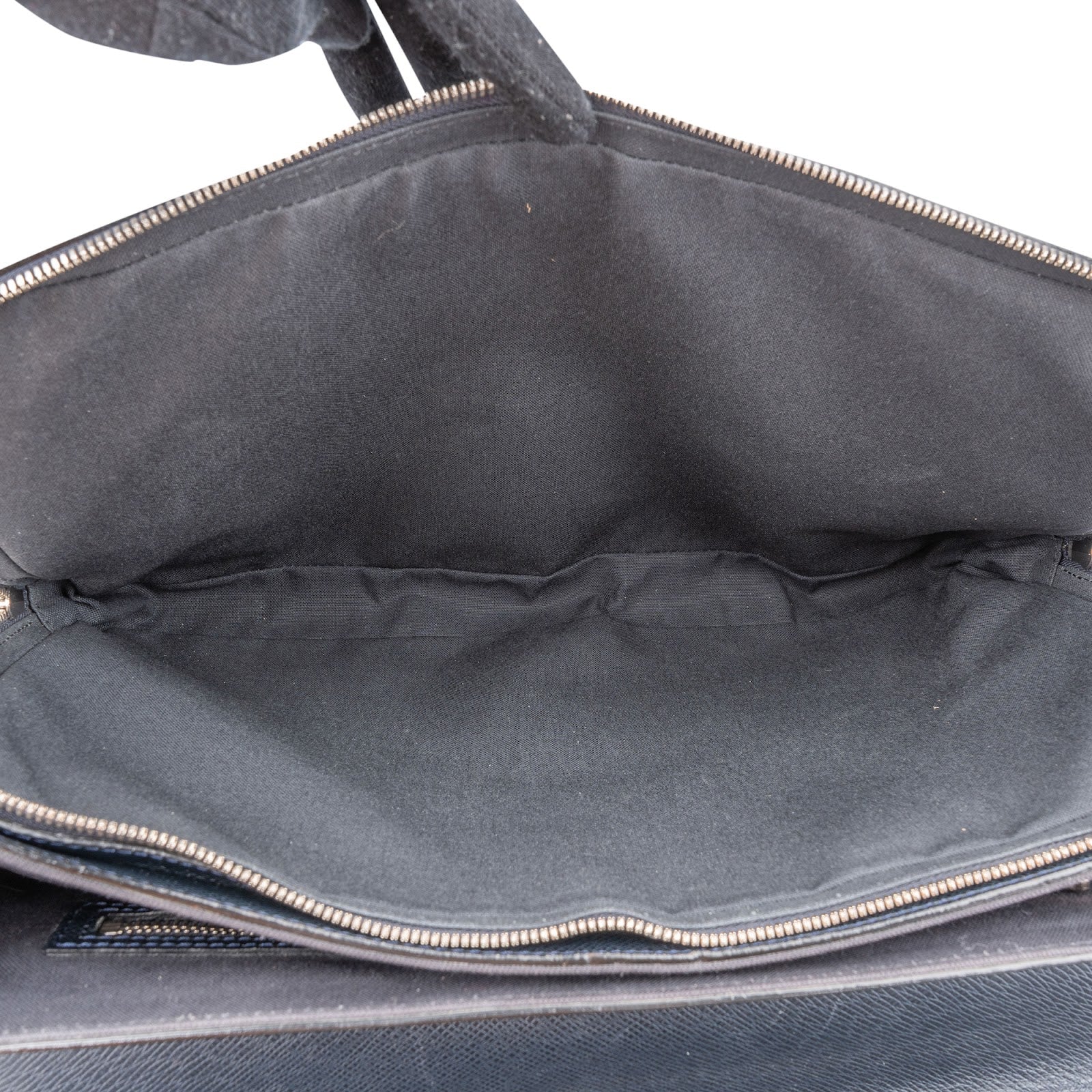 Louis Vuitton Taiga Leather Anton Business Bag