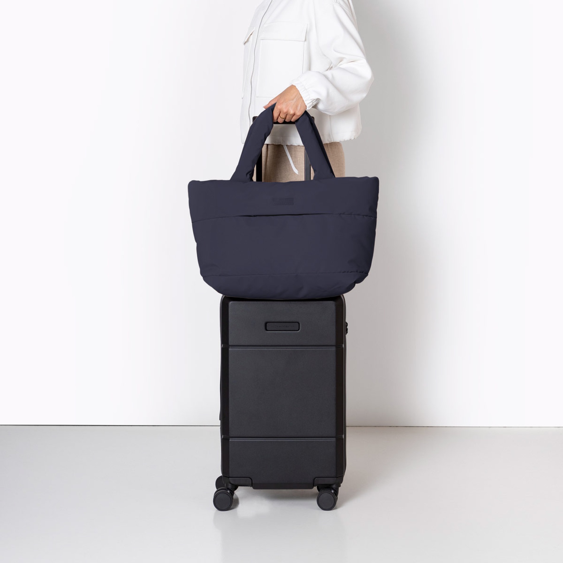 Olivia Puffy Bag Moss - Dark Navy