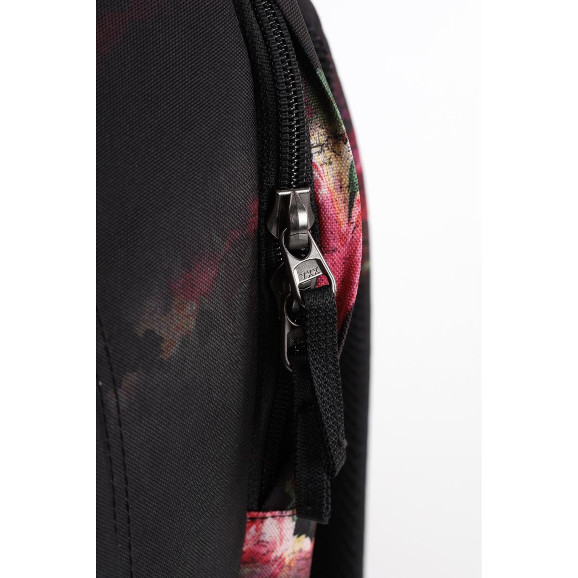 Rucksack URBAN PLUS - Black Rose