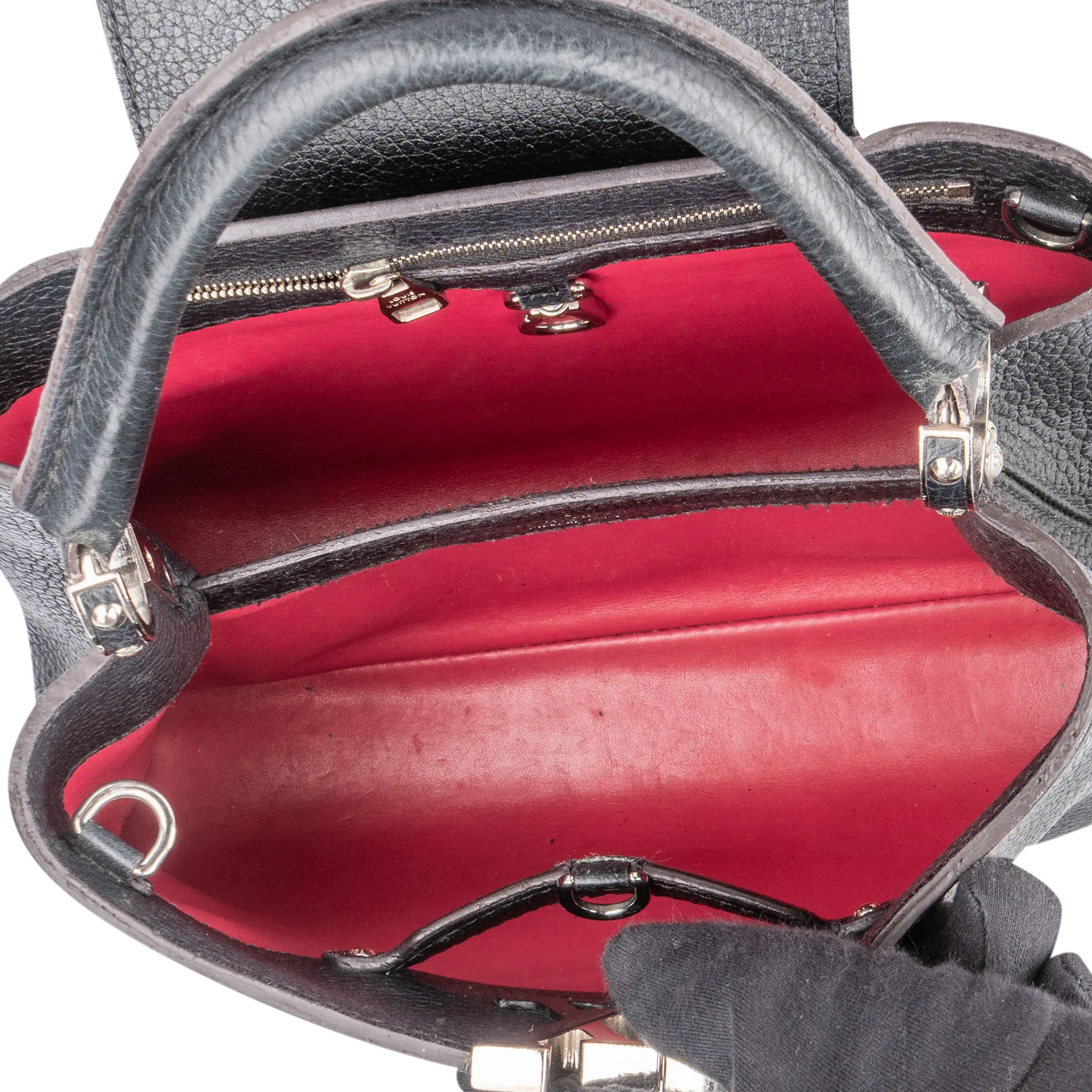 Louis Vuitton Noir Taurillon Capucines BB Handbag