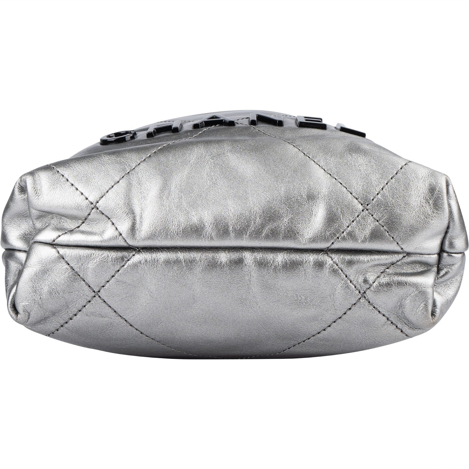 Chanel 22 Quilted Lambskin Ombre Drawstring Crossbody Bag