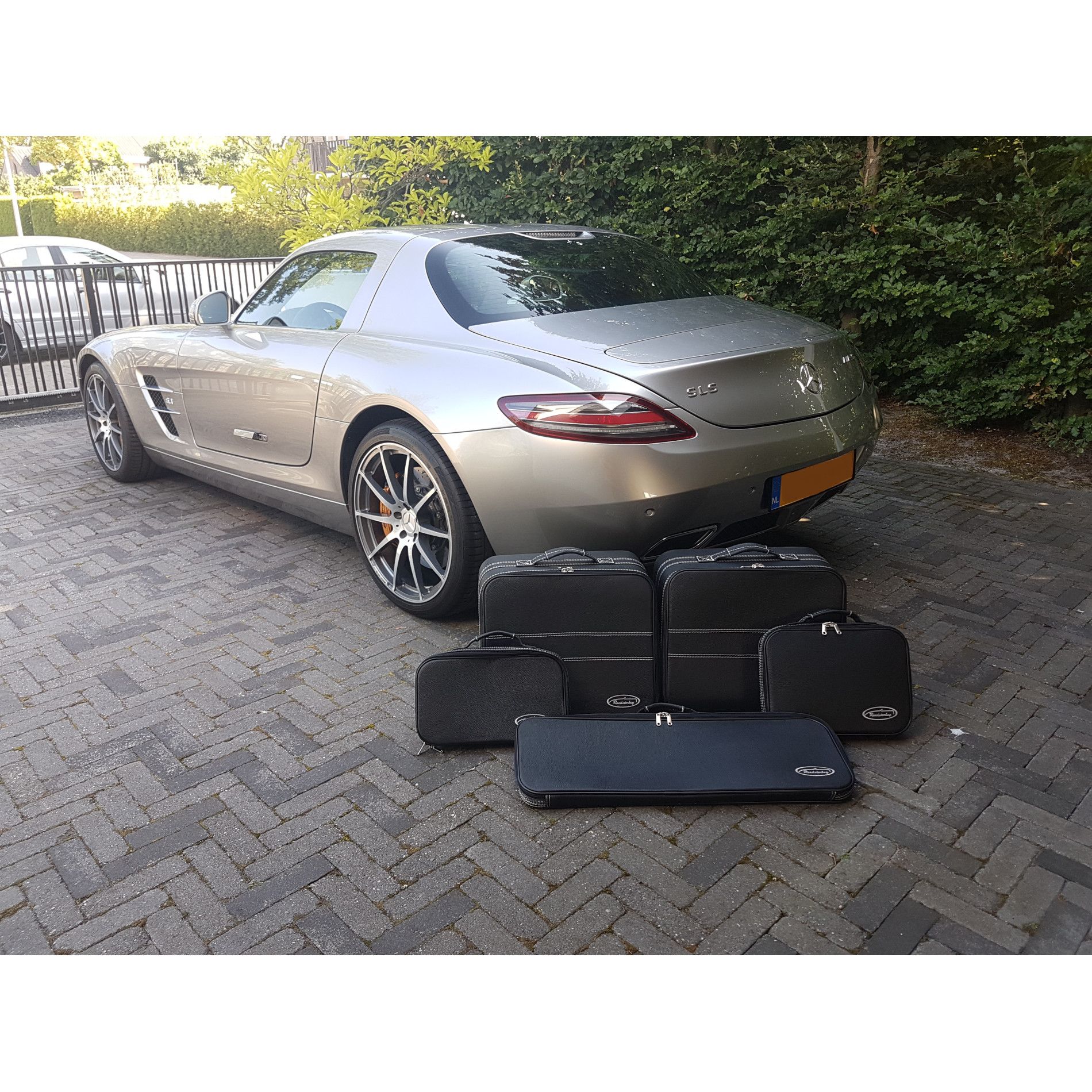 AMG SLS Coupé/Flügeltürer (EU) Kofferset Kofferraum 5-tlg.