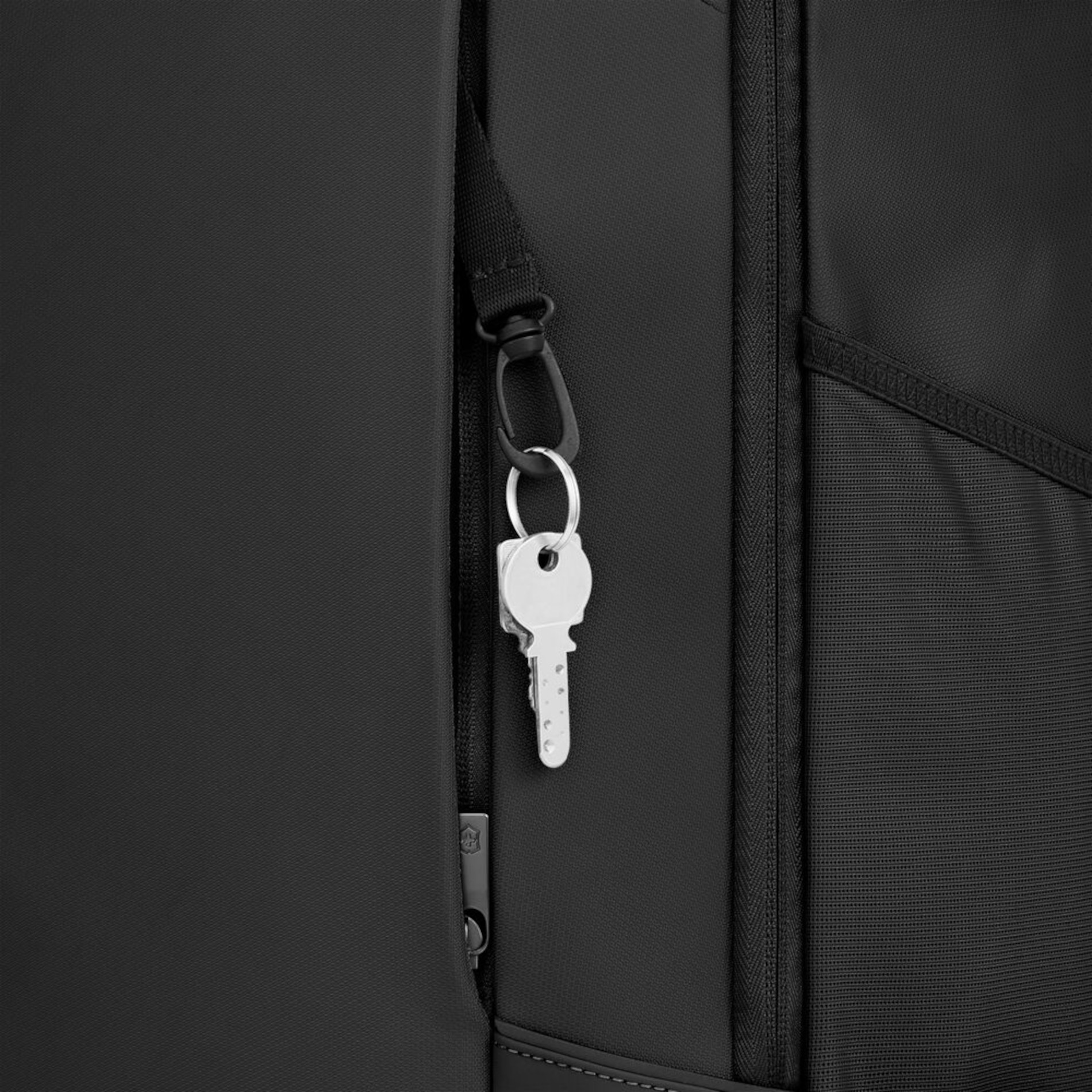 Altmont Modern  Duffle Bag - Black