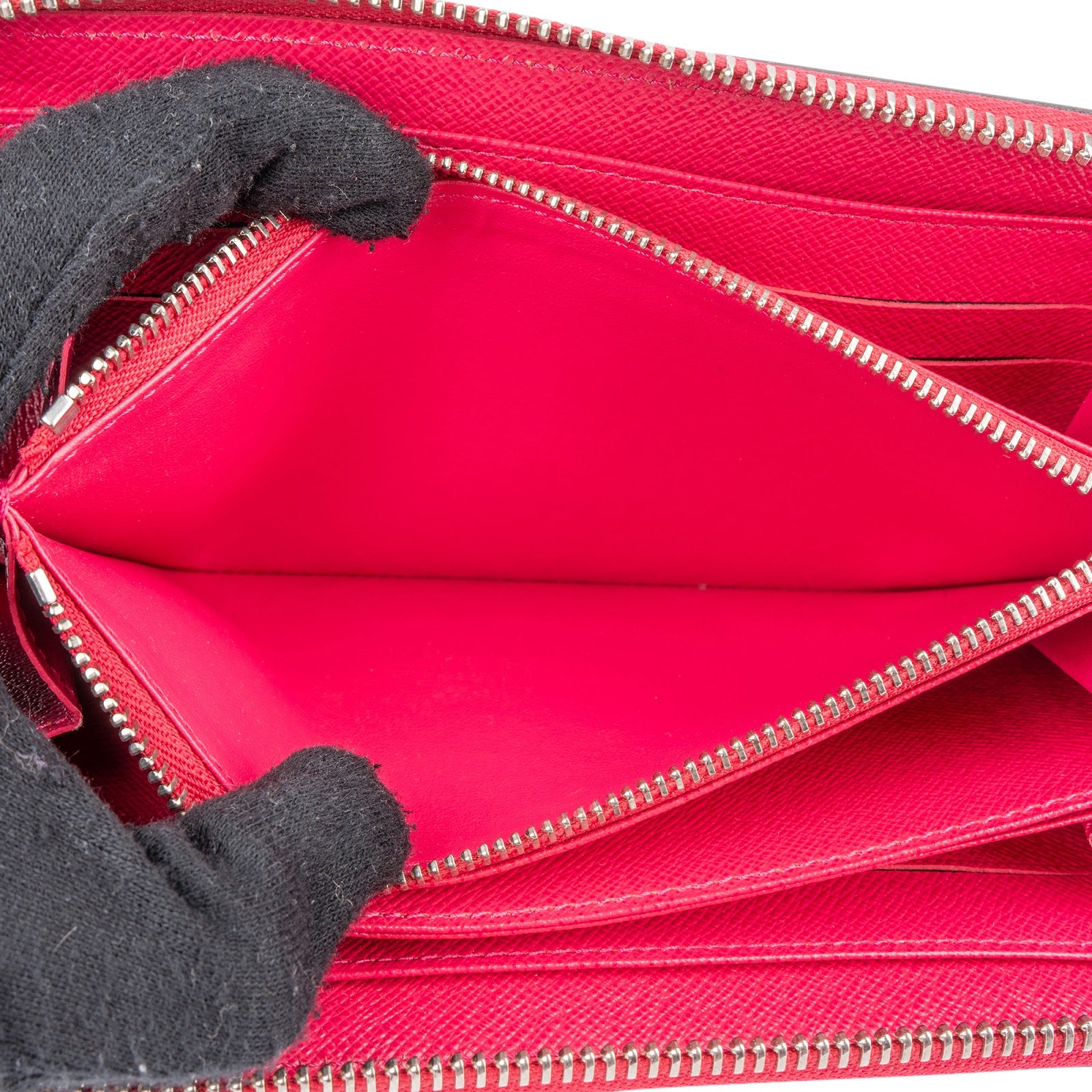 Louis Vuitton - Pink Epi Leather Zippy Wallet