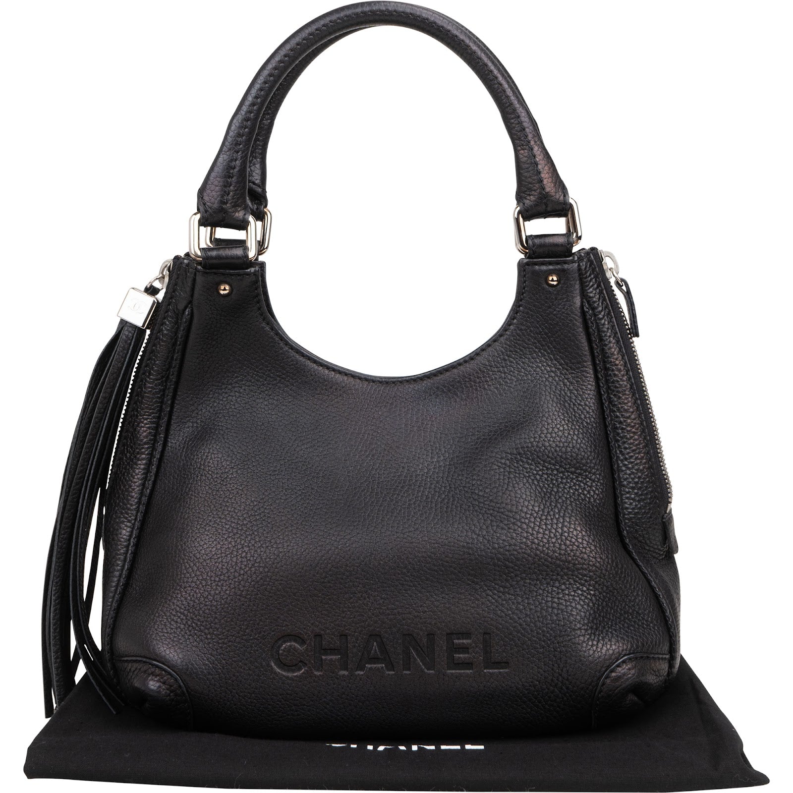 Sac à bandoulière Hobo Chanel en cuir de veau grainé avec pompon