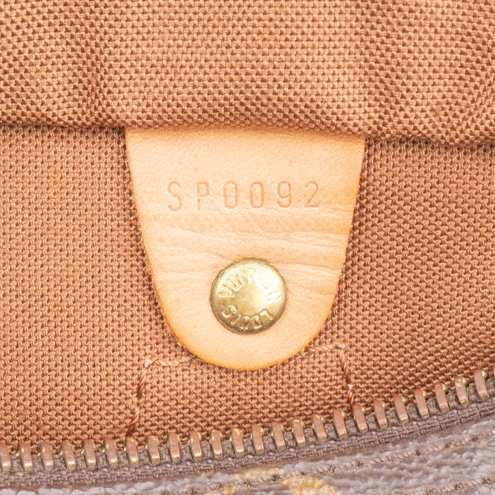 Louis Vuitton Monogram Canvas Speedy 25 Handbag