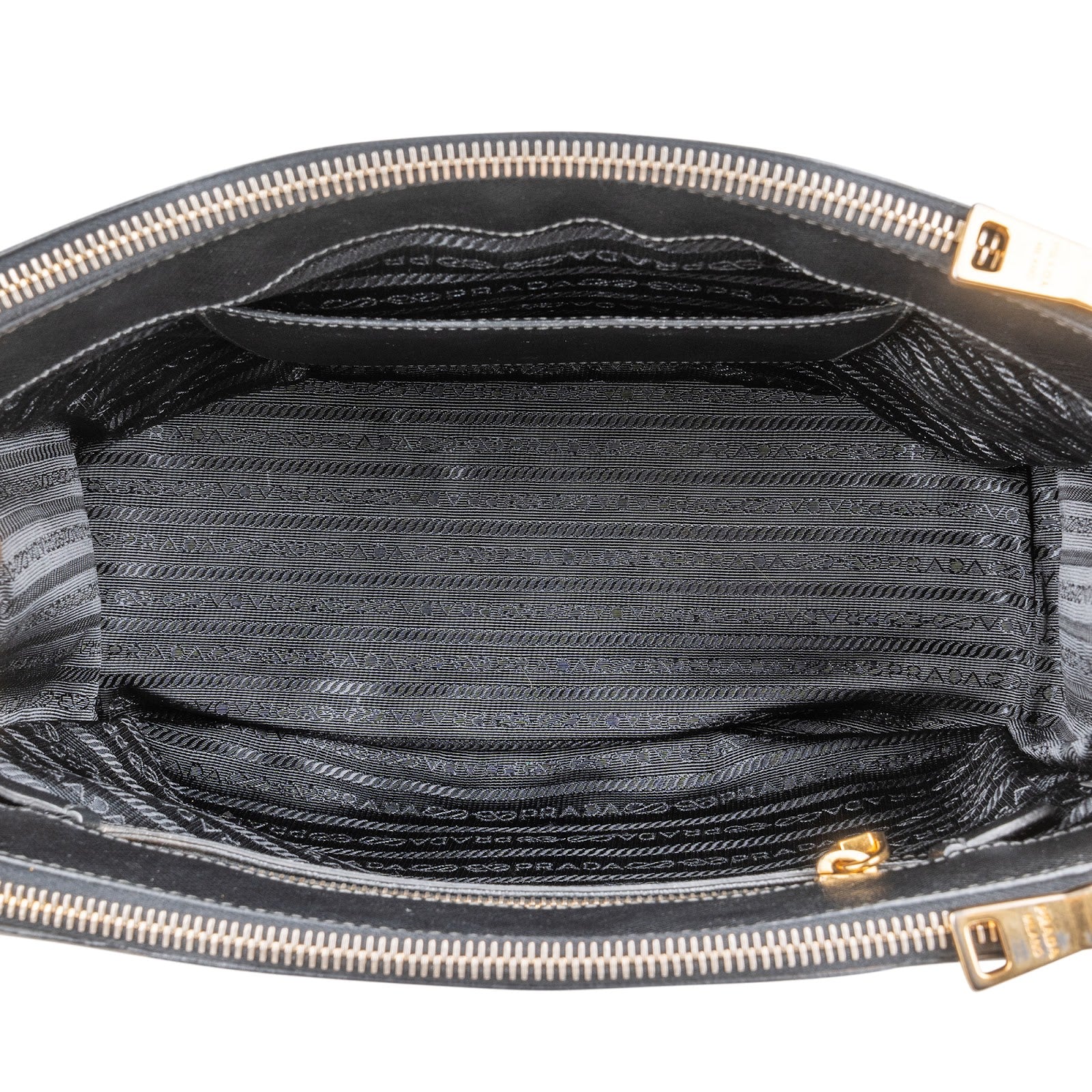 Prada - Noir Small Galleria Handbag