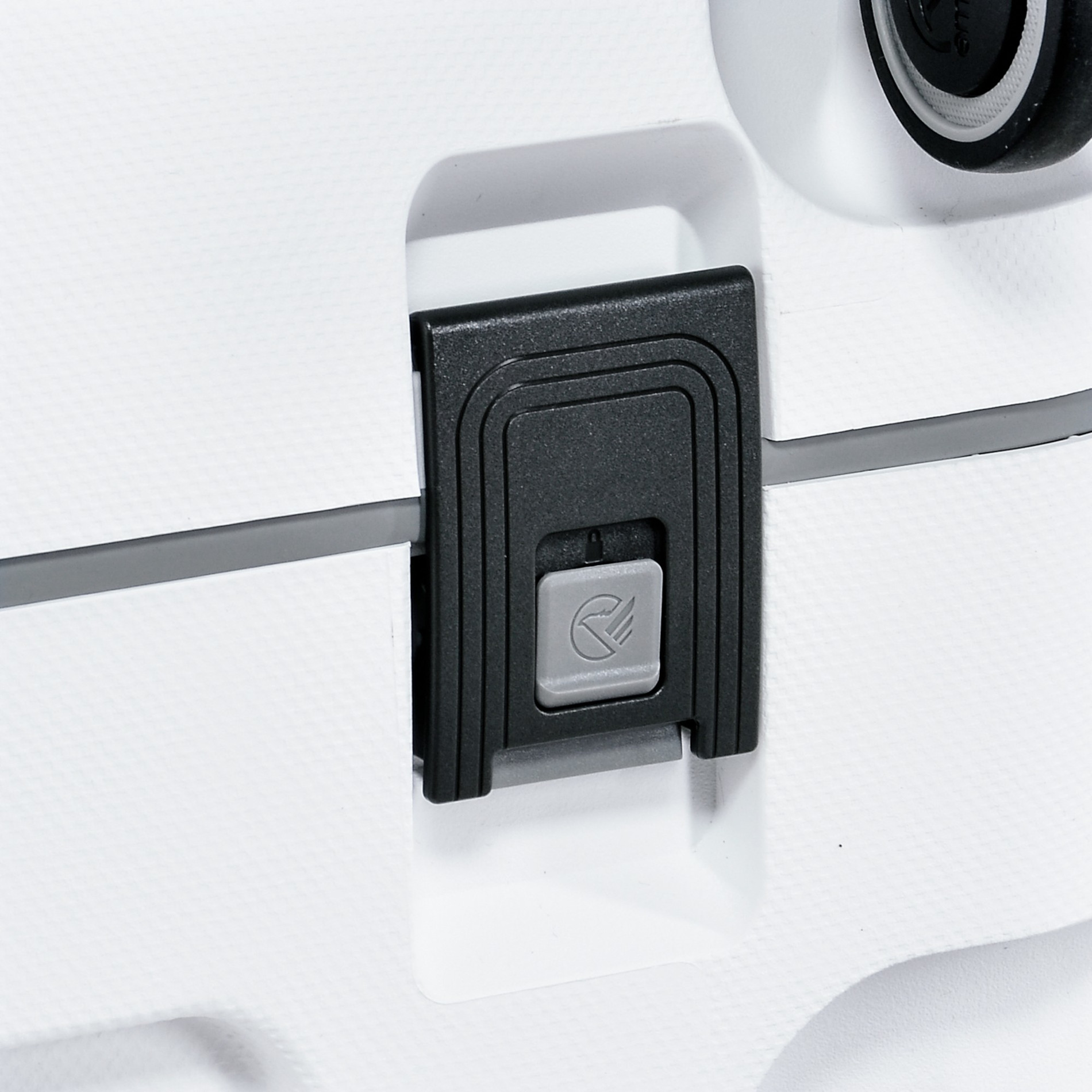 VERTICA Trolley M (68 cm) - weiß