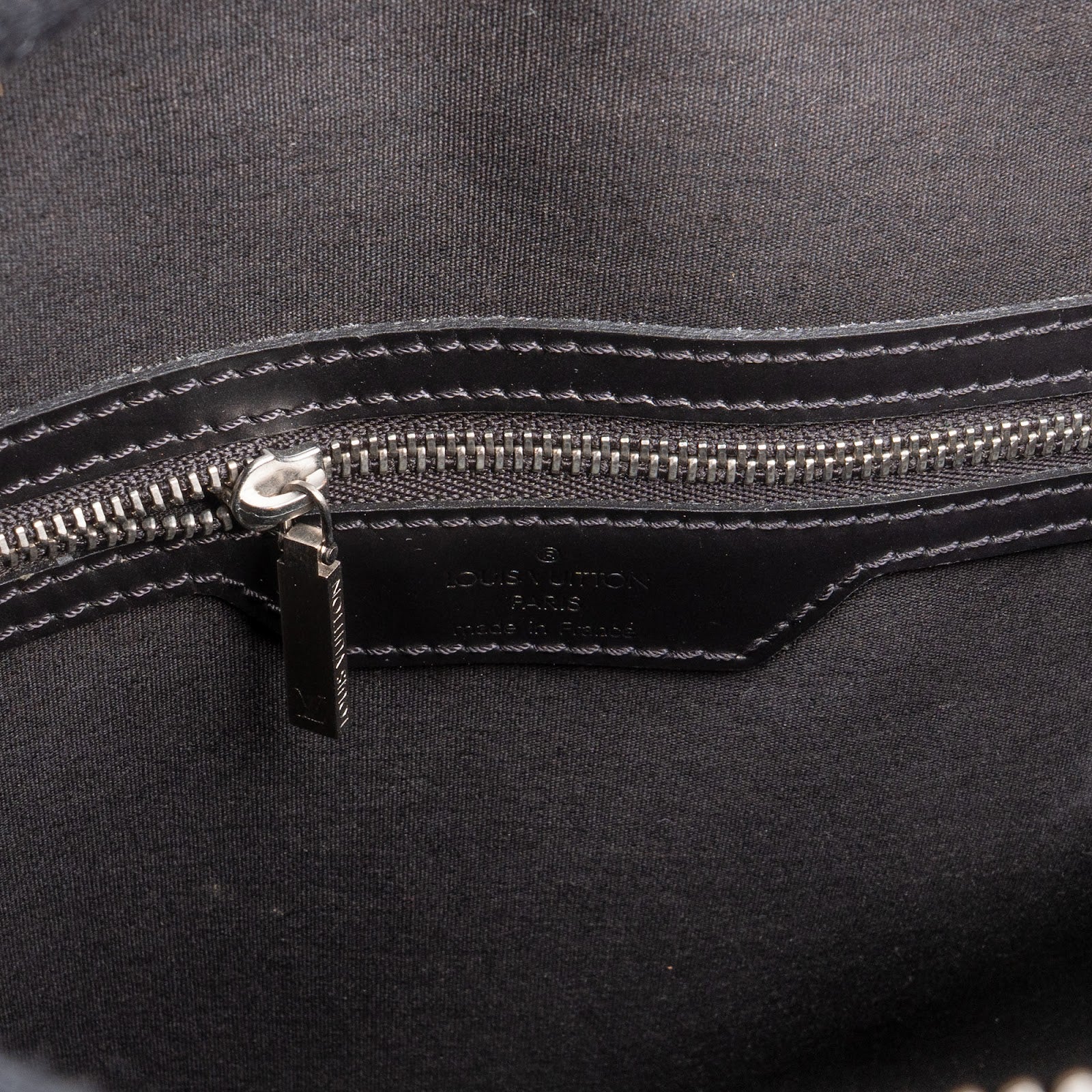 Louis Vuitton Mat Vernis Monogram Wilwood Shoulder Bag