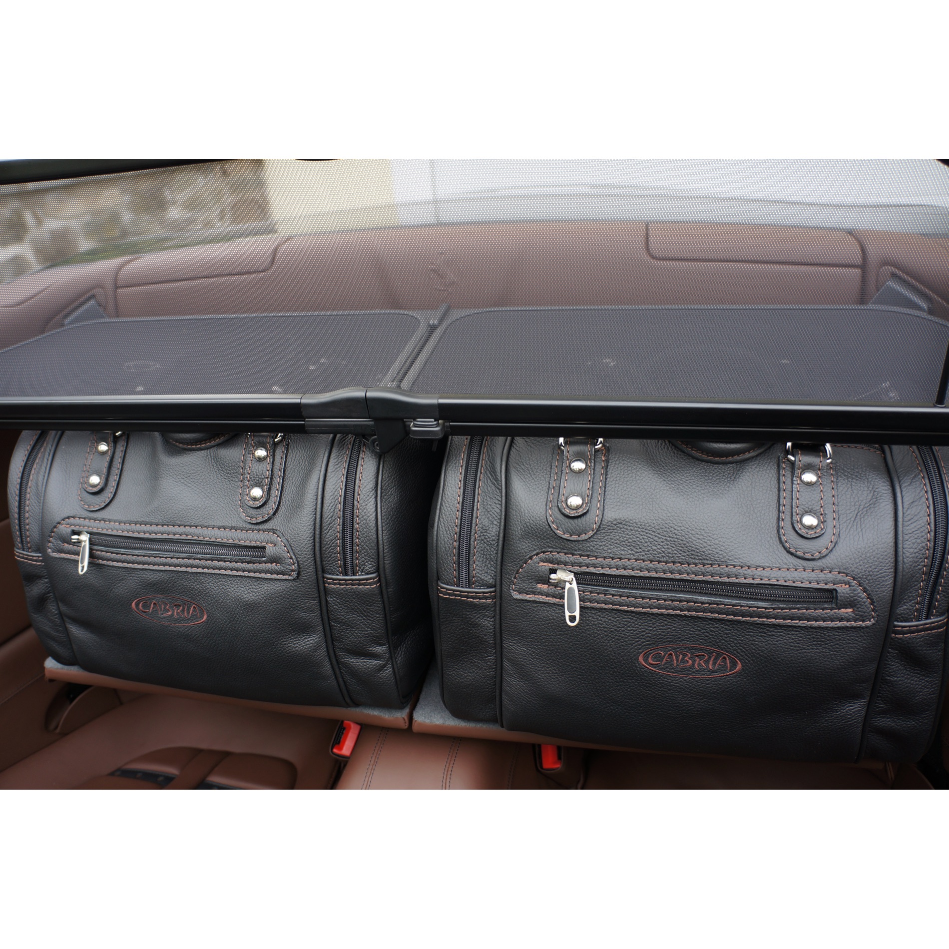 Ensemble de 4 valises avec 2 roulettes « Ferrari California » pour la banquette arrière, 219 litres