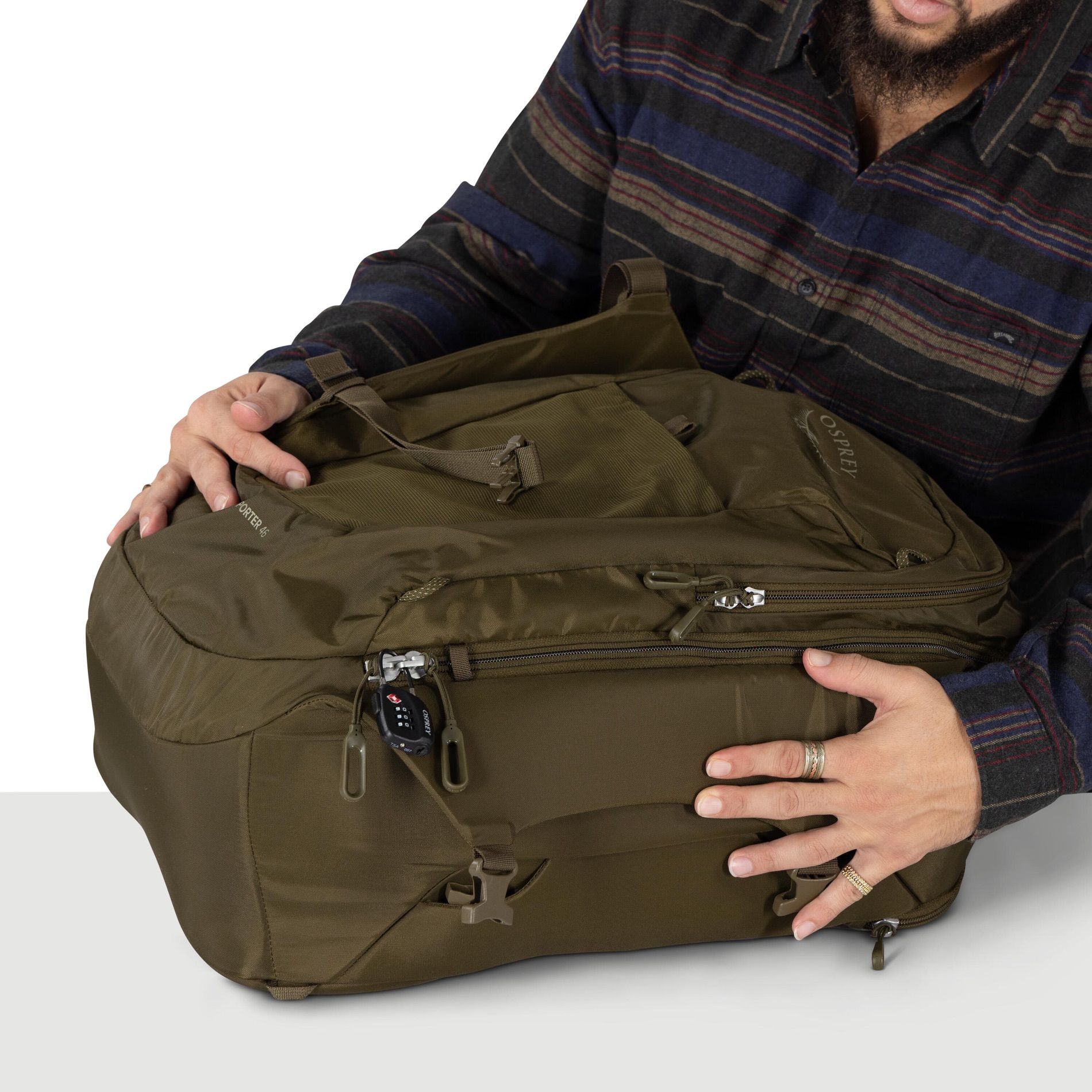 Sojourn Porter Travel Pack 46L - Moss Green