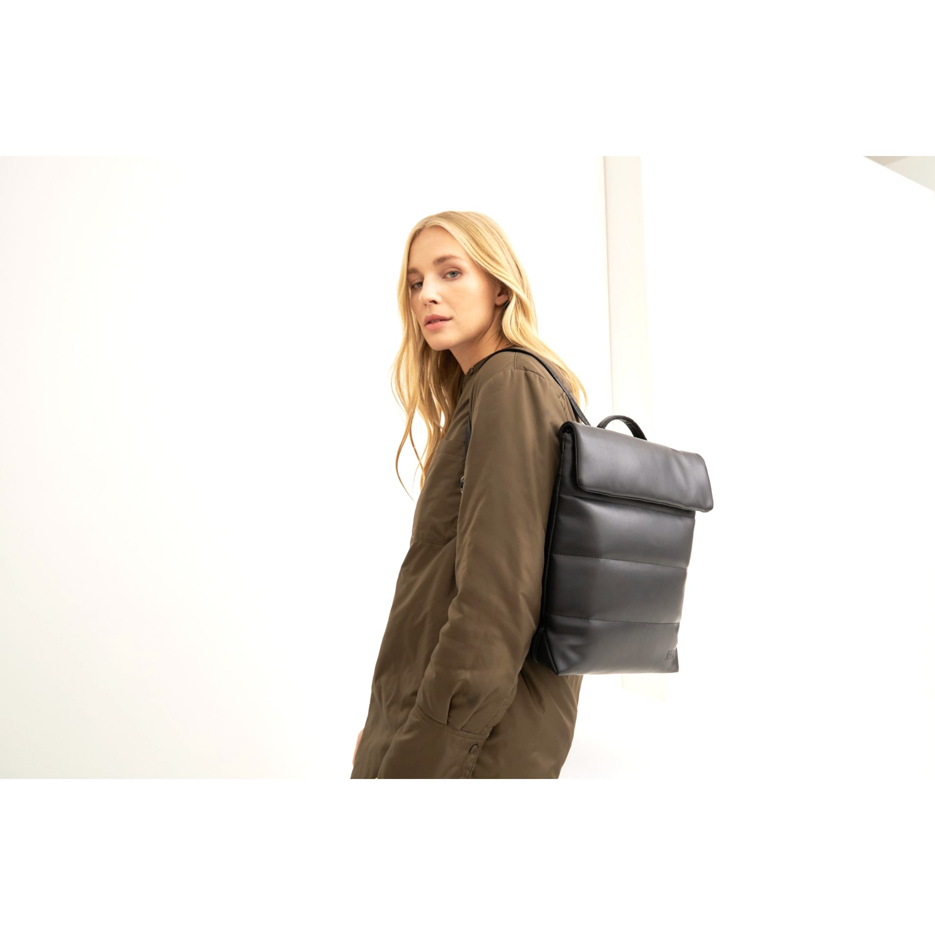 Plecak na co dzień KAARINA - czarny