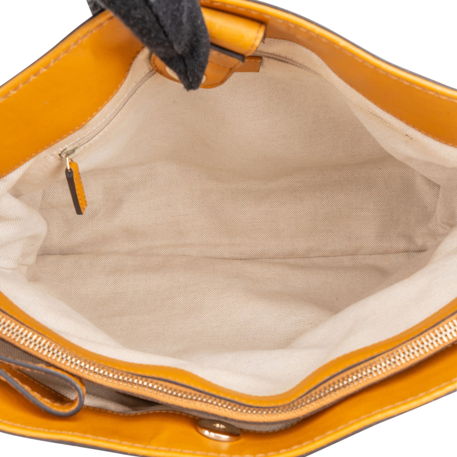 Gucci Guccissima Leather Sukey Handbag