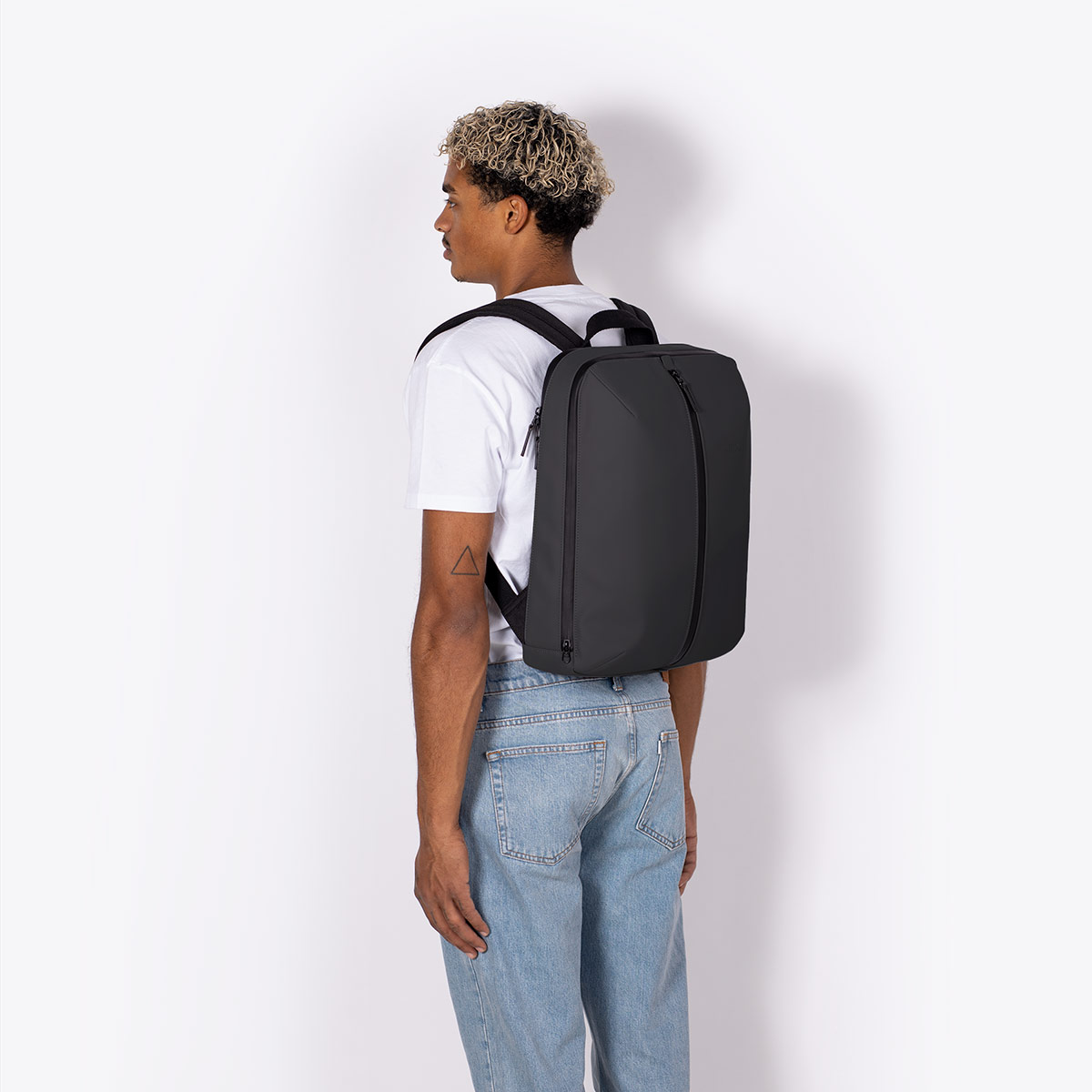 Rucksack Janne 16" Lotus Series 15 Liter - Black 