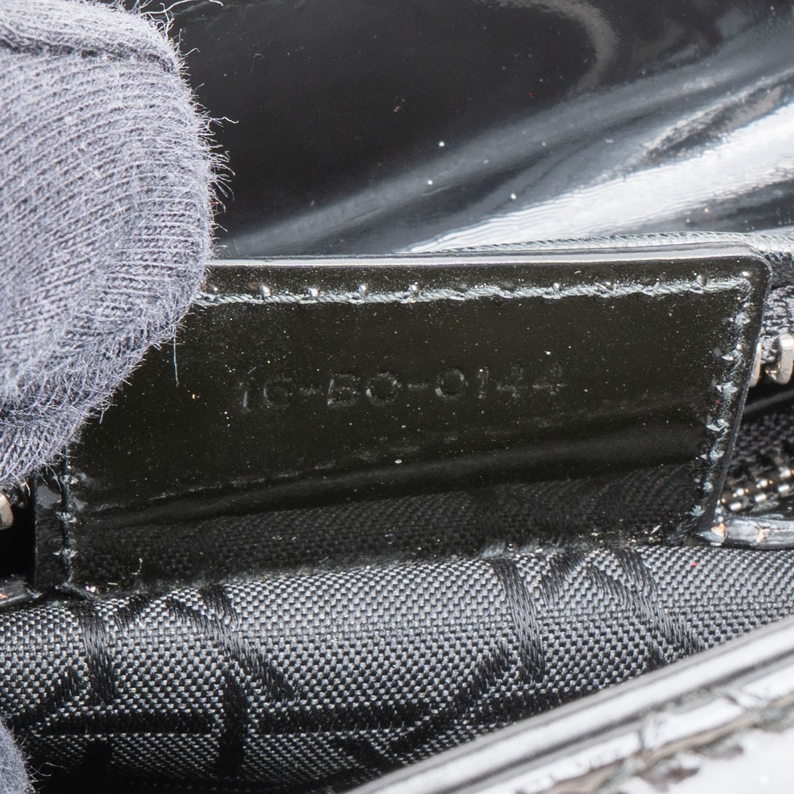 Christian Dior – Lady Dior handtas met quiltpatroon en Cannage-motief in lakleer