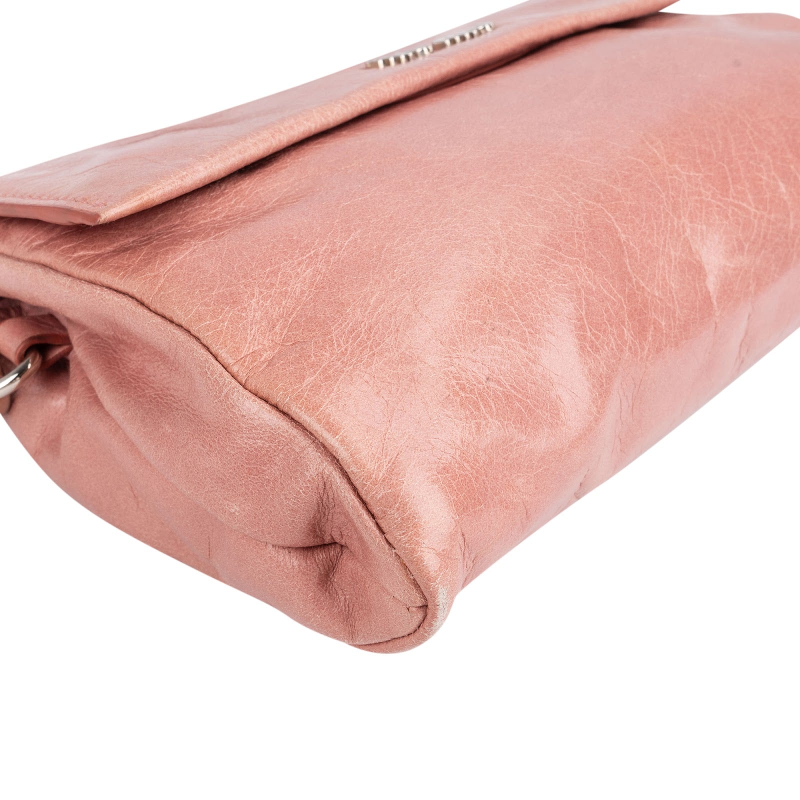 Różowa torebka Miu Miu z rączką na górze, wykonana ze skóry Vitello Lux, w stylu mini crossbody
