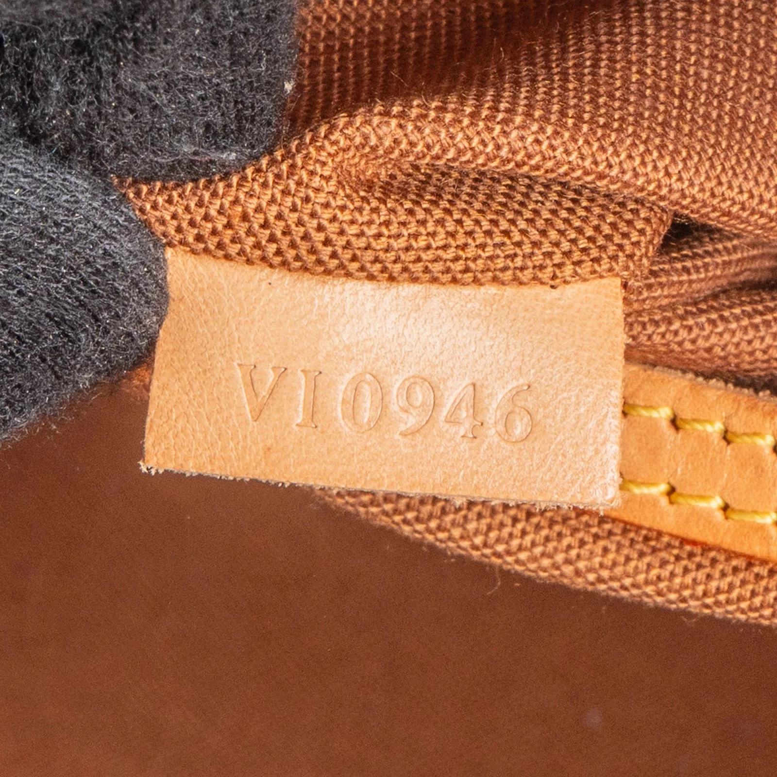 Louis Vuitton Monogram Canvas Alma PM Handbag