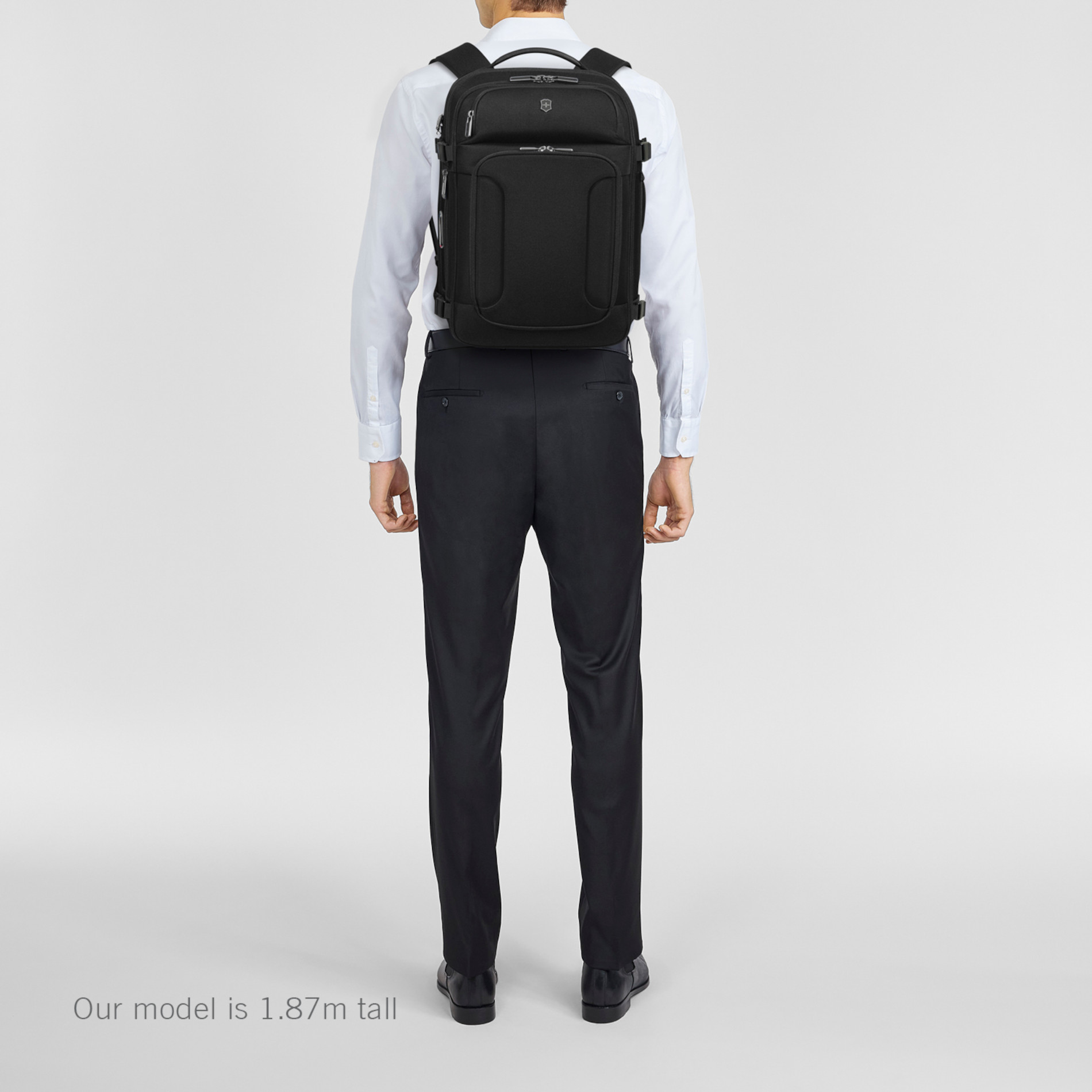 Werks Traveler 7.0 Boarding Bag - Black