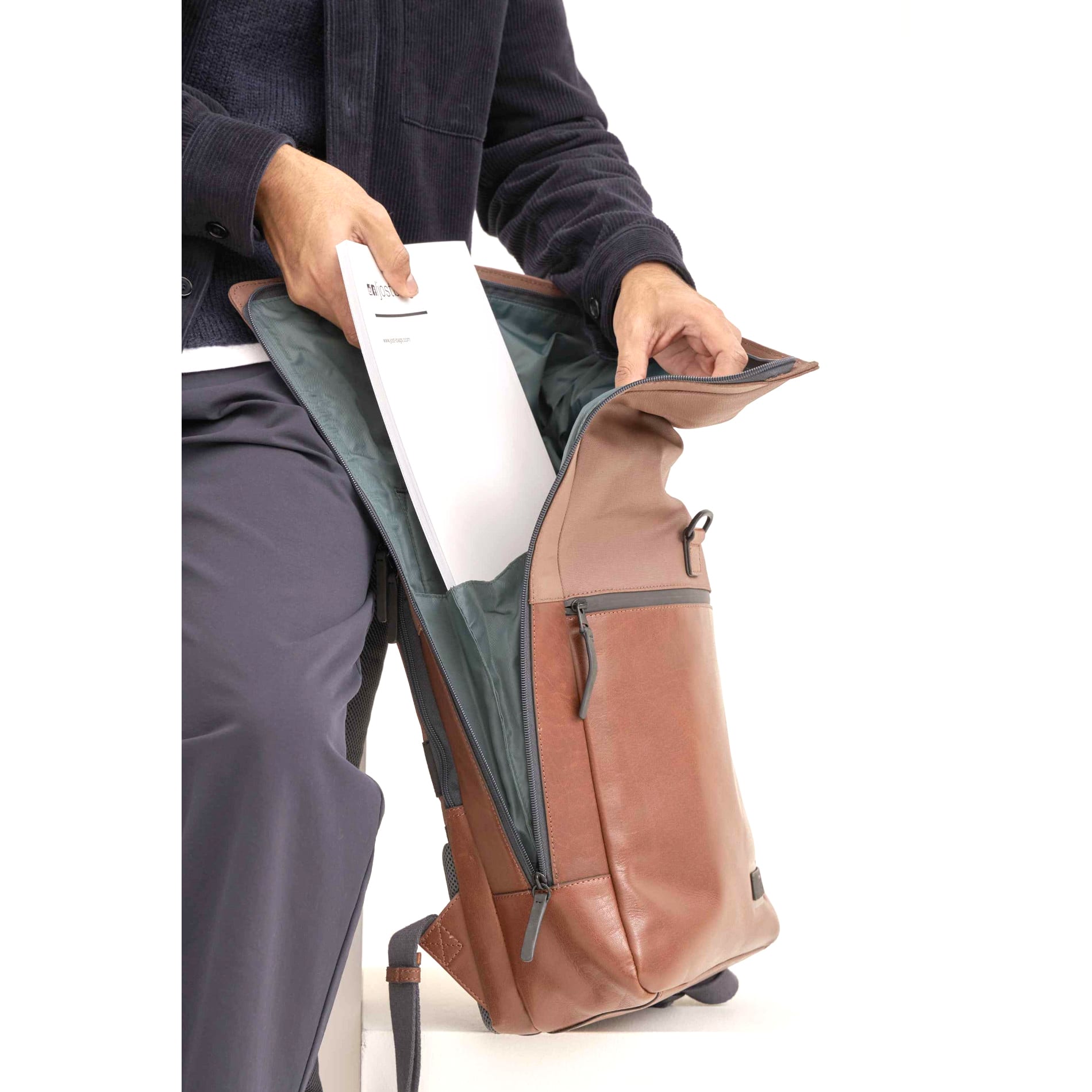 MALMÖ Kurierrucksack - cognac