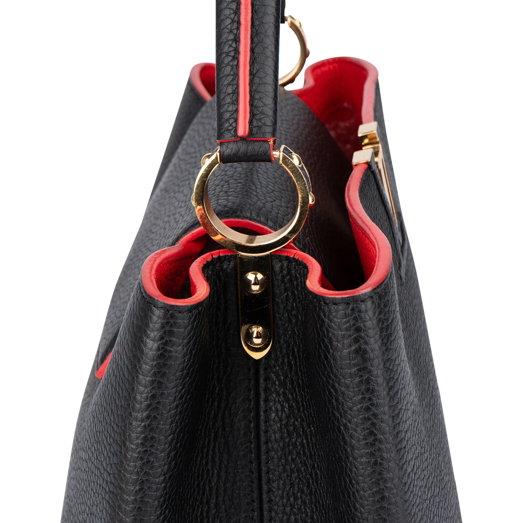 Louis Vuitton Black Leather Lining Capucines MM Handbag