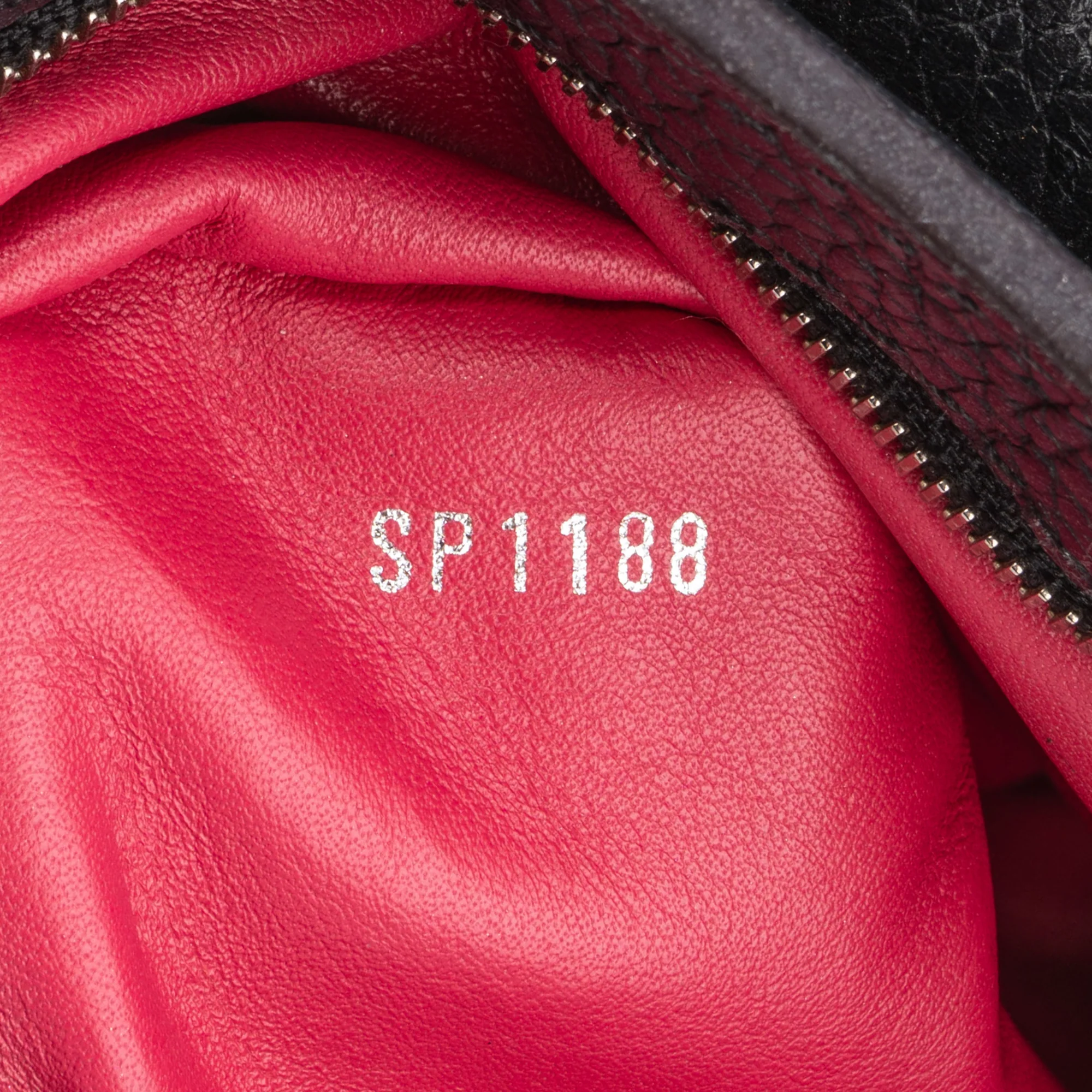 Louis Vuitton Noir Taurillon Capucines BB Handbag