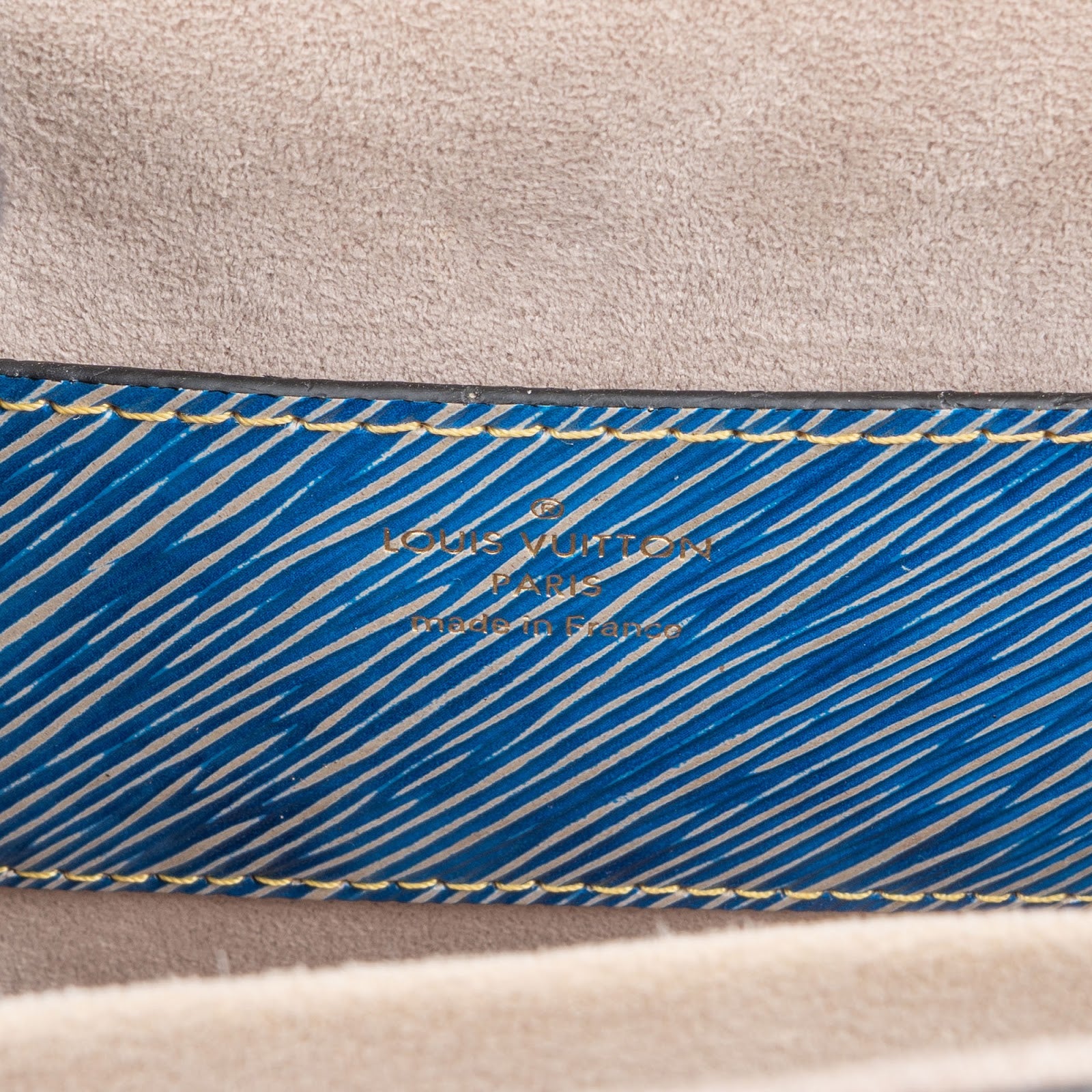 Louis Vuitton - Twist Bicolor Crossbody Bag