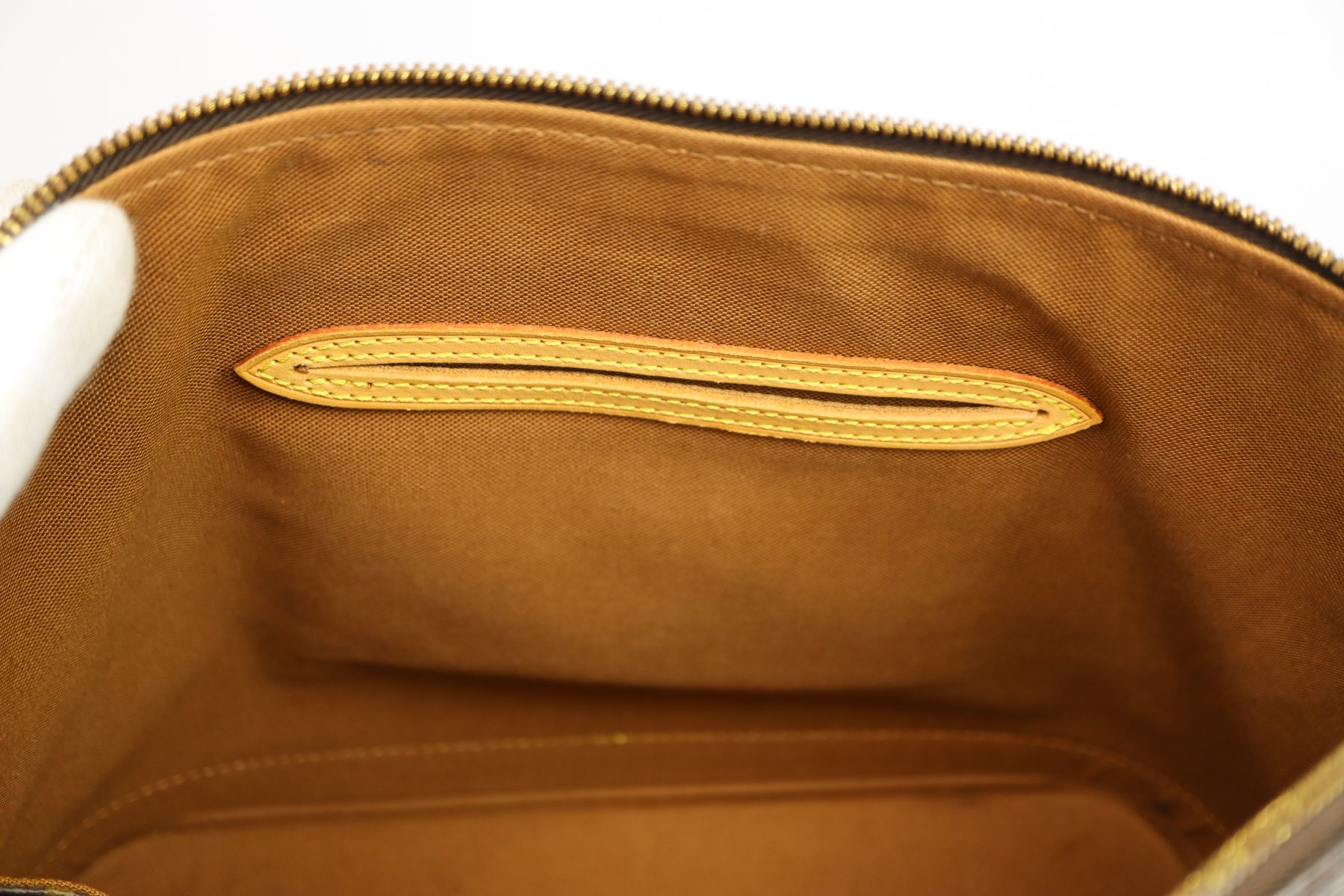 Louis Vuitton Canvas Monogram Alma Handbag