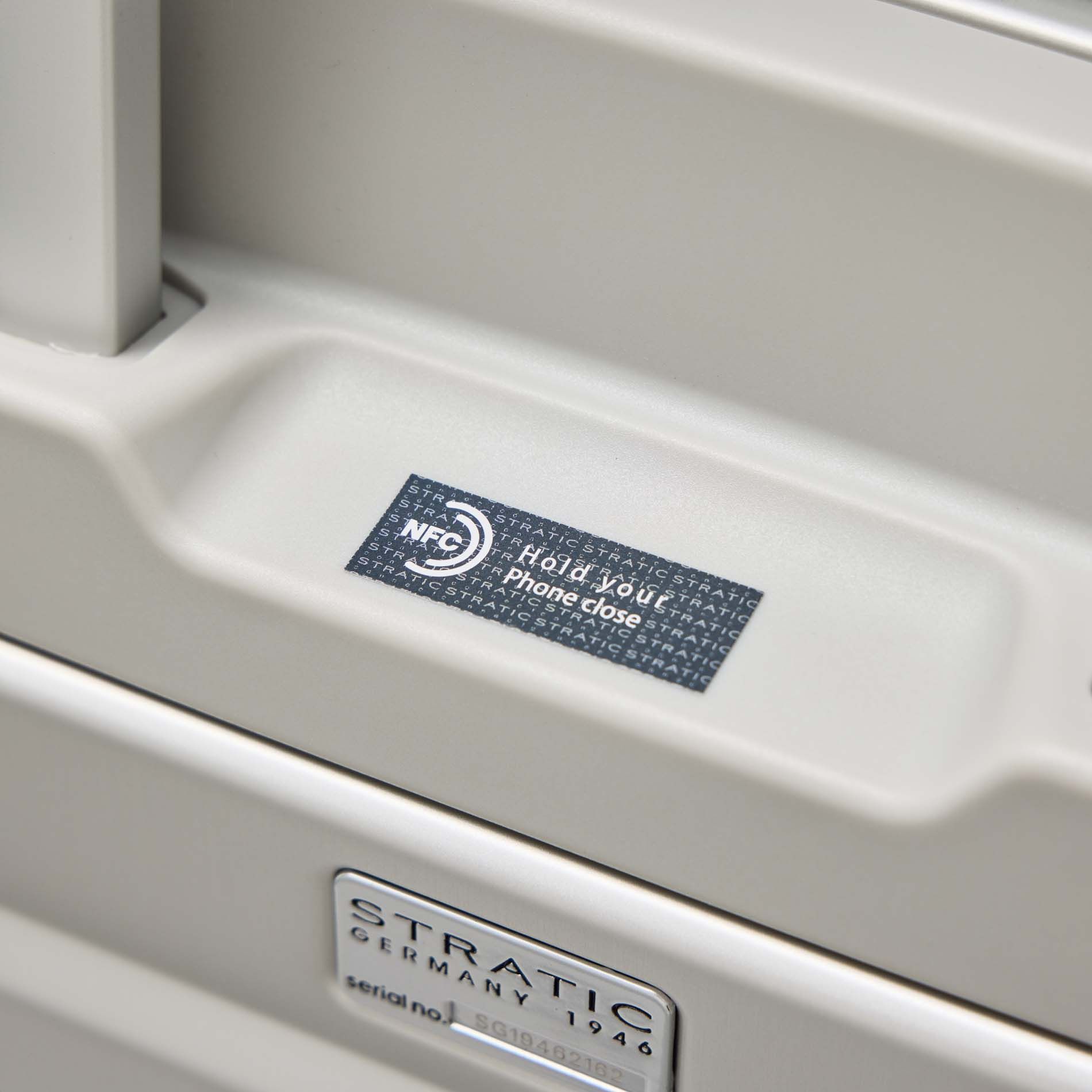 PHOENIX ALU - Trolley M (68 cm)