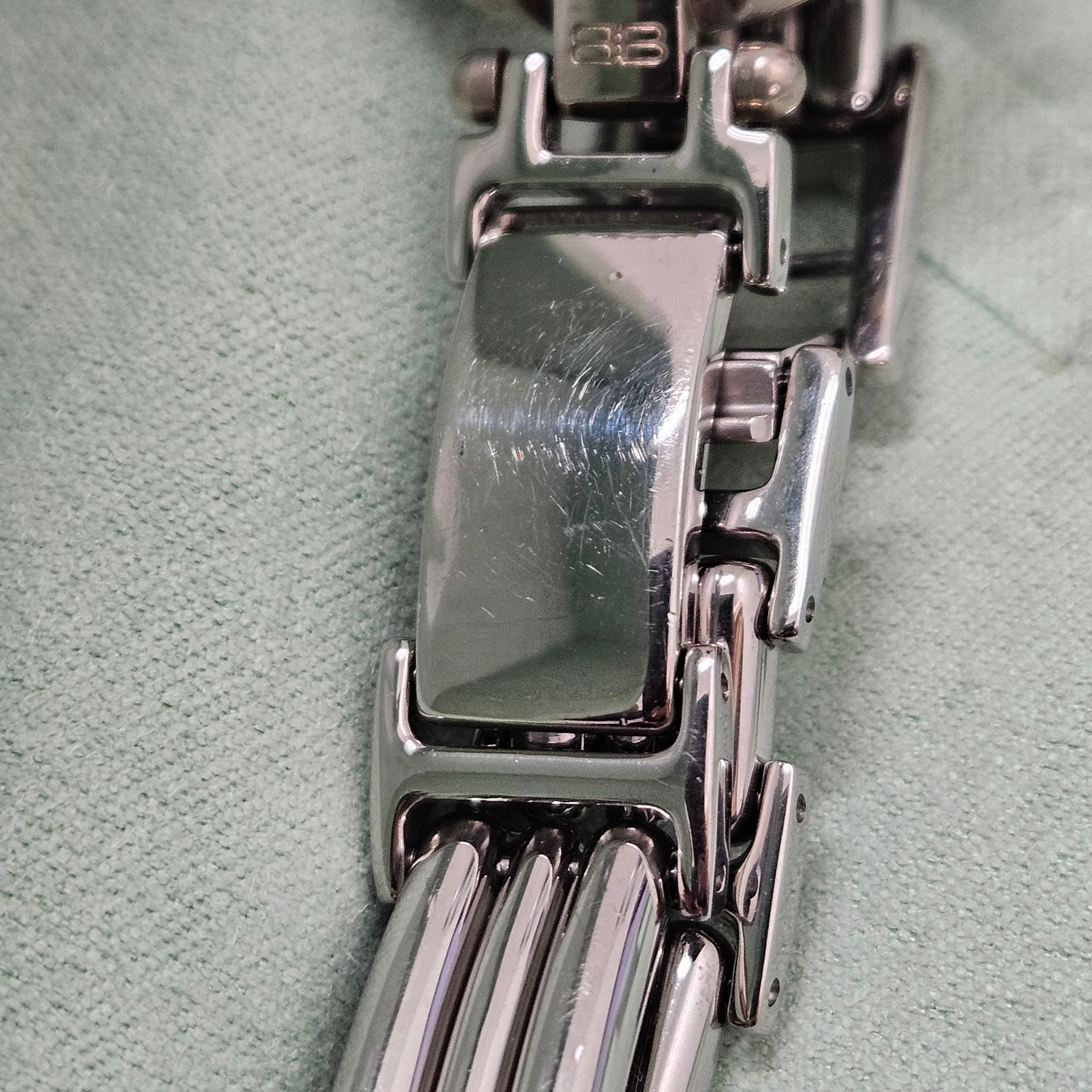 Balenciaga - Diamond Bezel 8018 dameshorloge